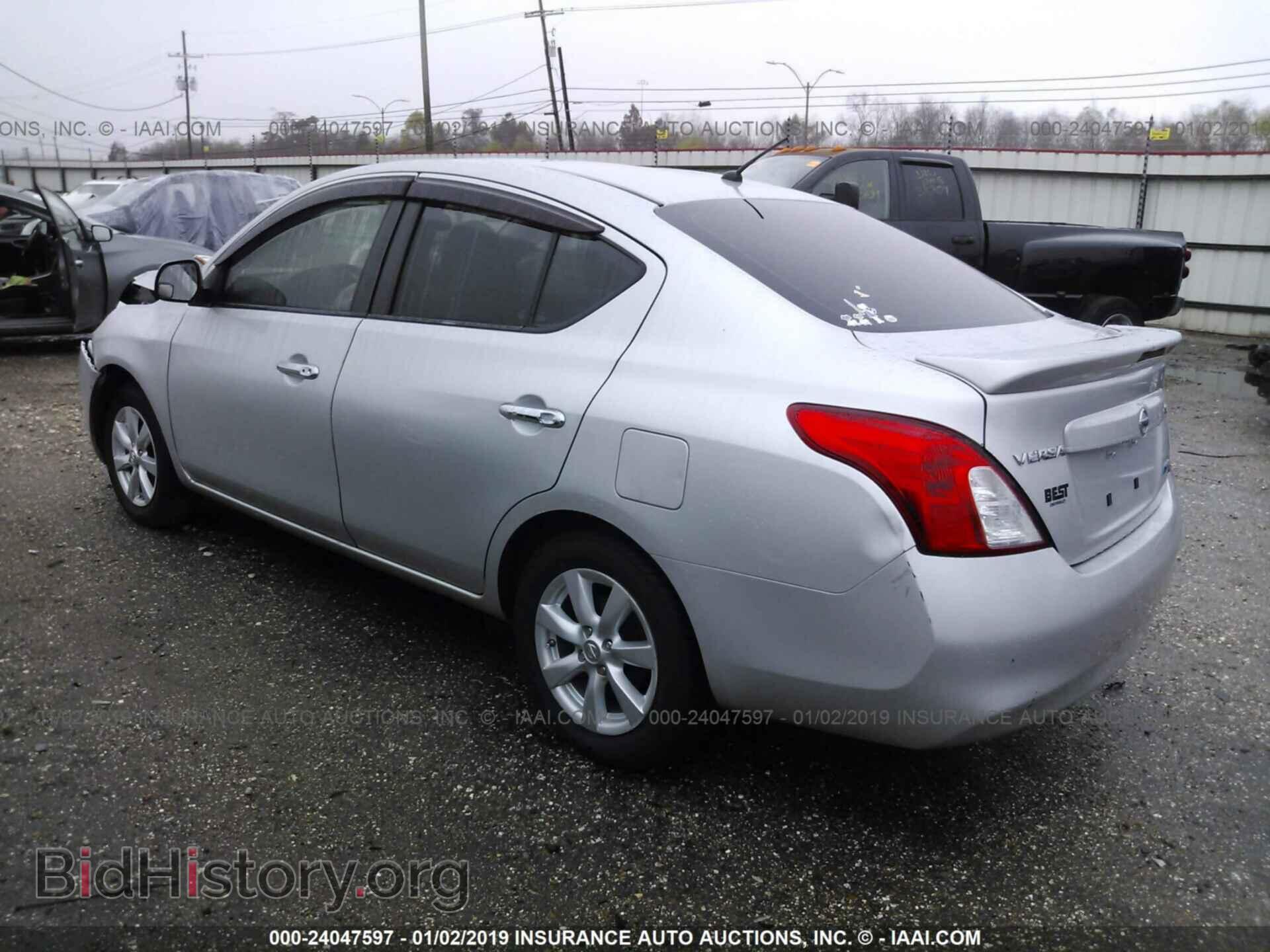2013 NISSAN VERSA - VIN: 3N1CN7AP1DL847933 - Фото 3
