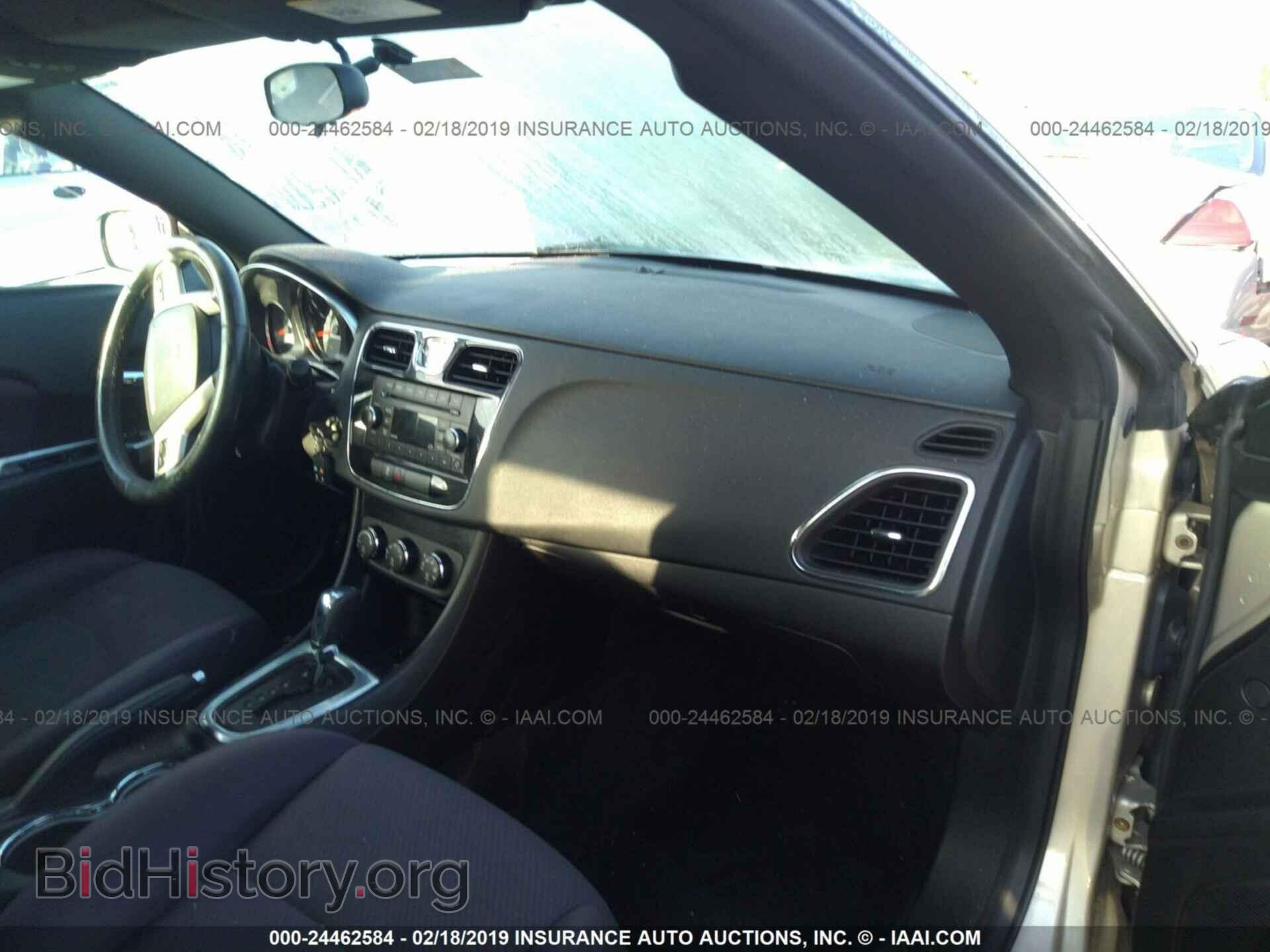 2014 CHRYSLER 200 - VIN: 1C3BCBEB1EN158206 - Photo 5