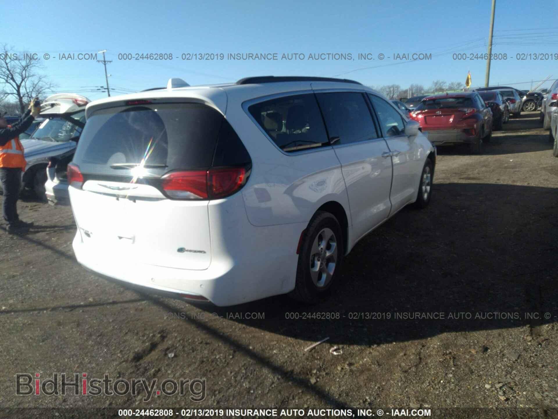 2017 CHRYSLER PACIFICA - VIN: 2C4RC1L71HR764339 - Фото 4