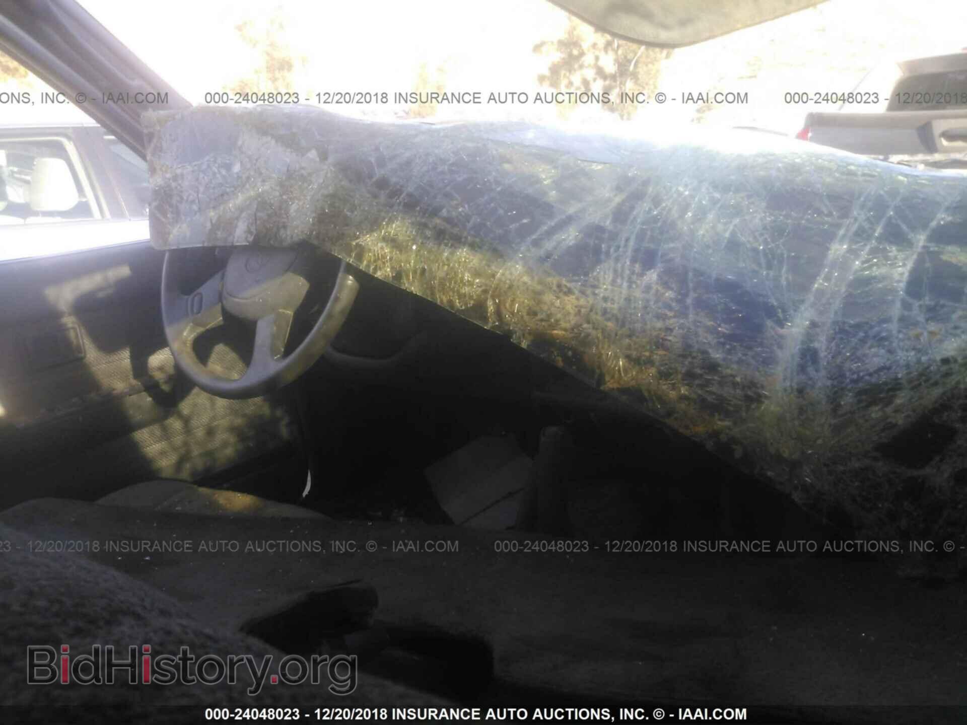 2015 Ford Taurus - VIN: 1FAHP2D89FG200472 - Photo 5