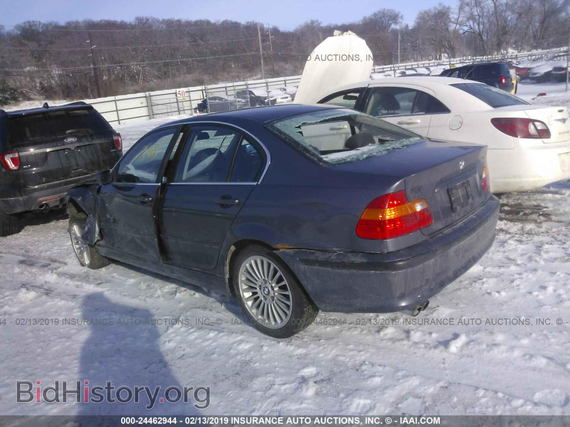 2002 BMW 330 - VIN: WBAEV53462KM01334 - Фото 3