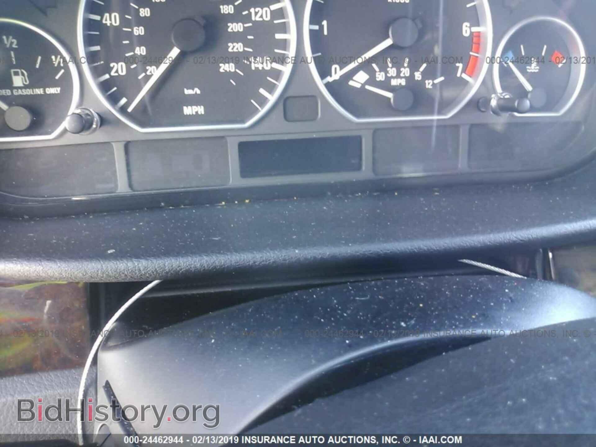 2002 BMW 330 - VIN: WBAEV53462KM01334 - Фото 7