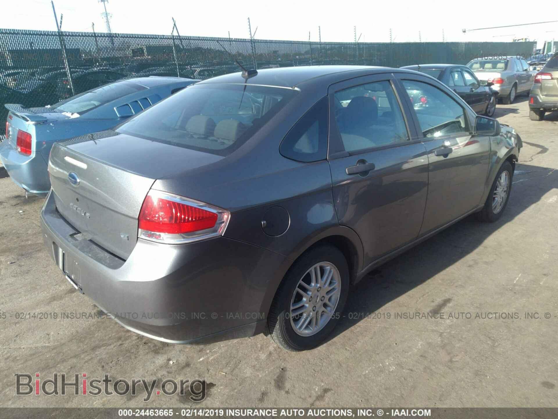 2009 FORD FOCUS - VIN: 1FAHP35N99W237638 - Фото 4