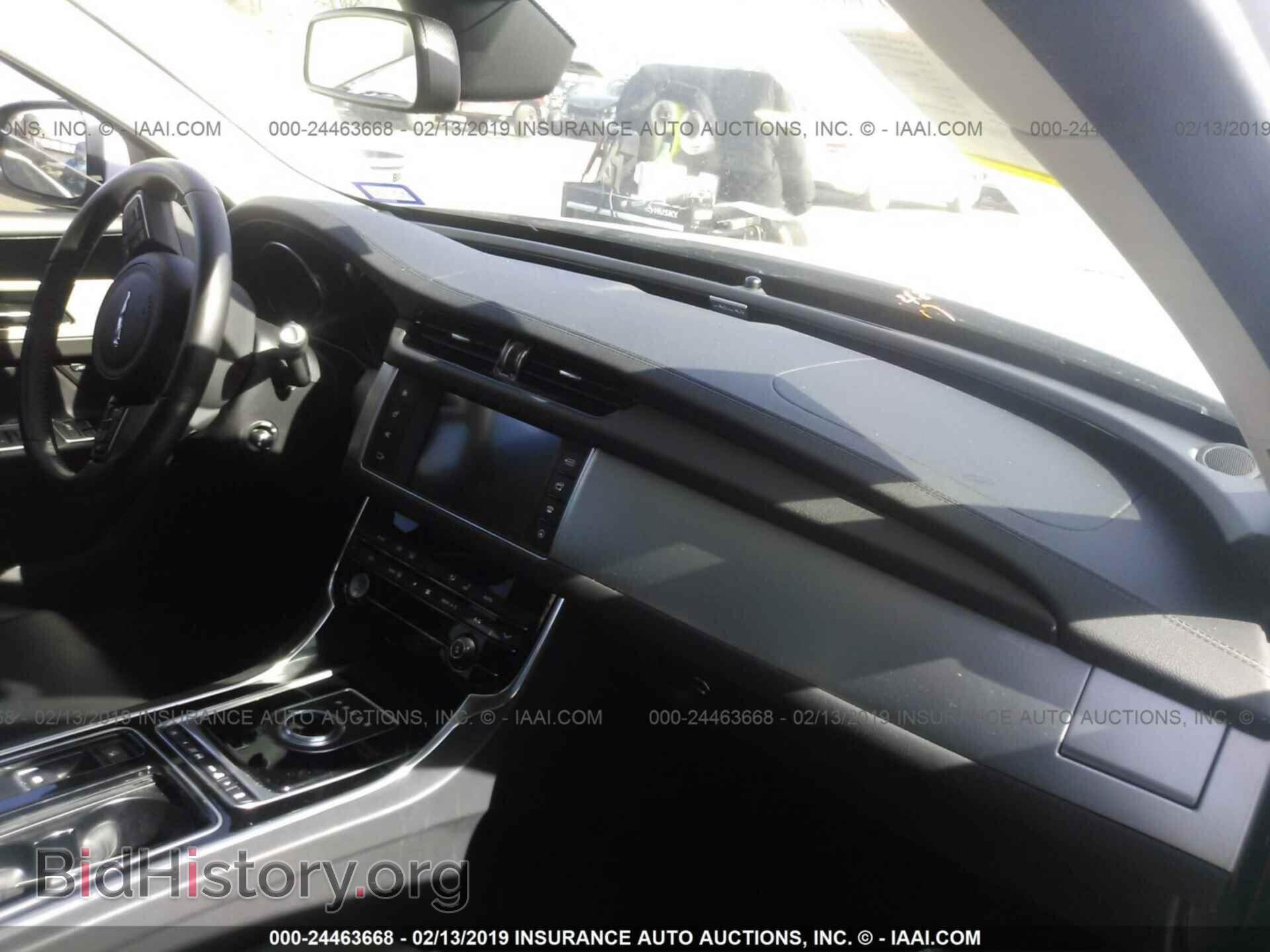 2017 JAGUAR XF - VIN: SAJBD4BV8HCY30816 - Фото 5