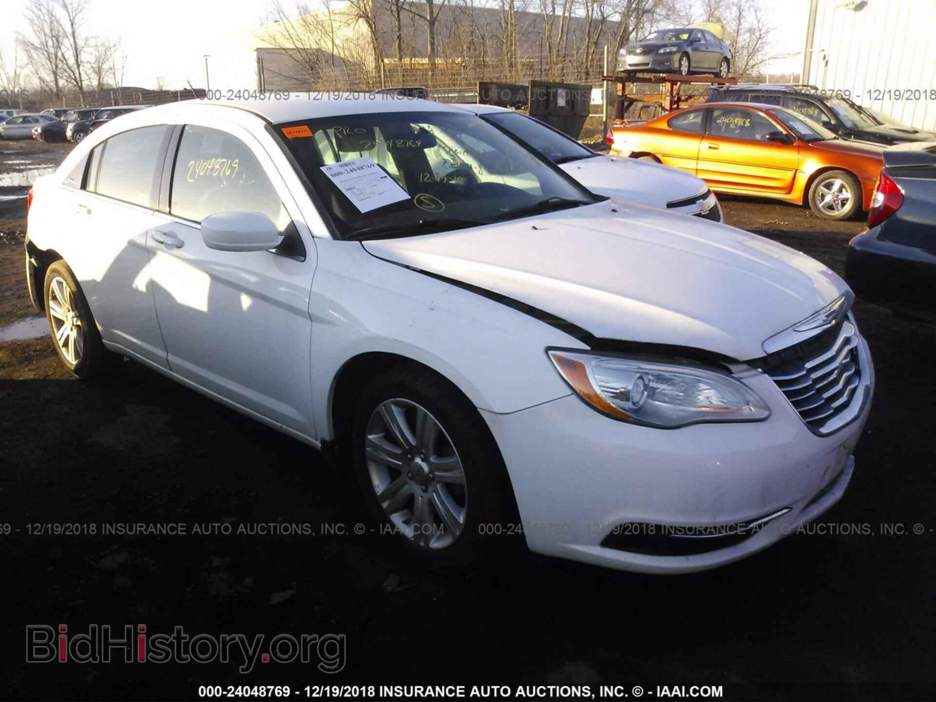 Photo 1C3BC1FB9BN610116 - CHRYSLER 200 2011