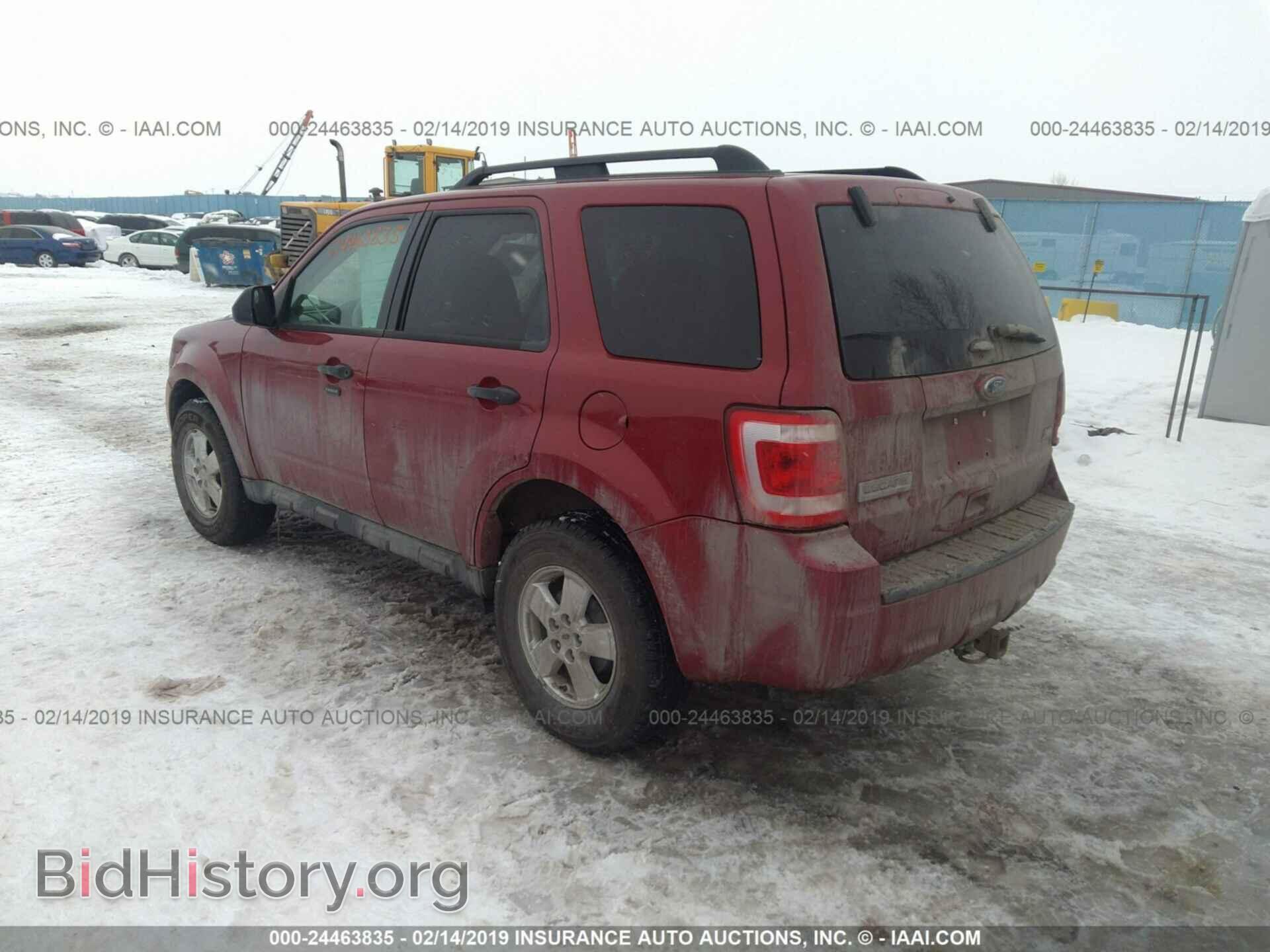 2011 FORD ESCAPE - VIN: 1FMCU9DG0BKB27329 - Фото 3
