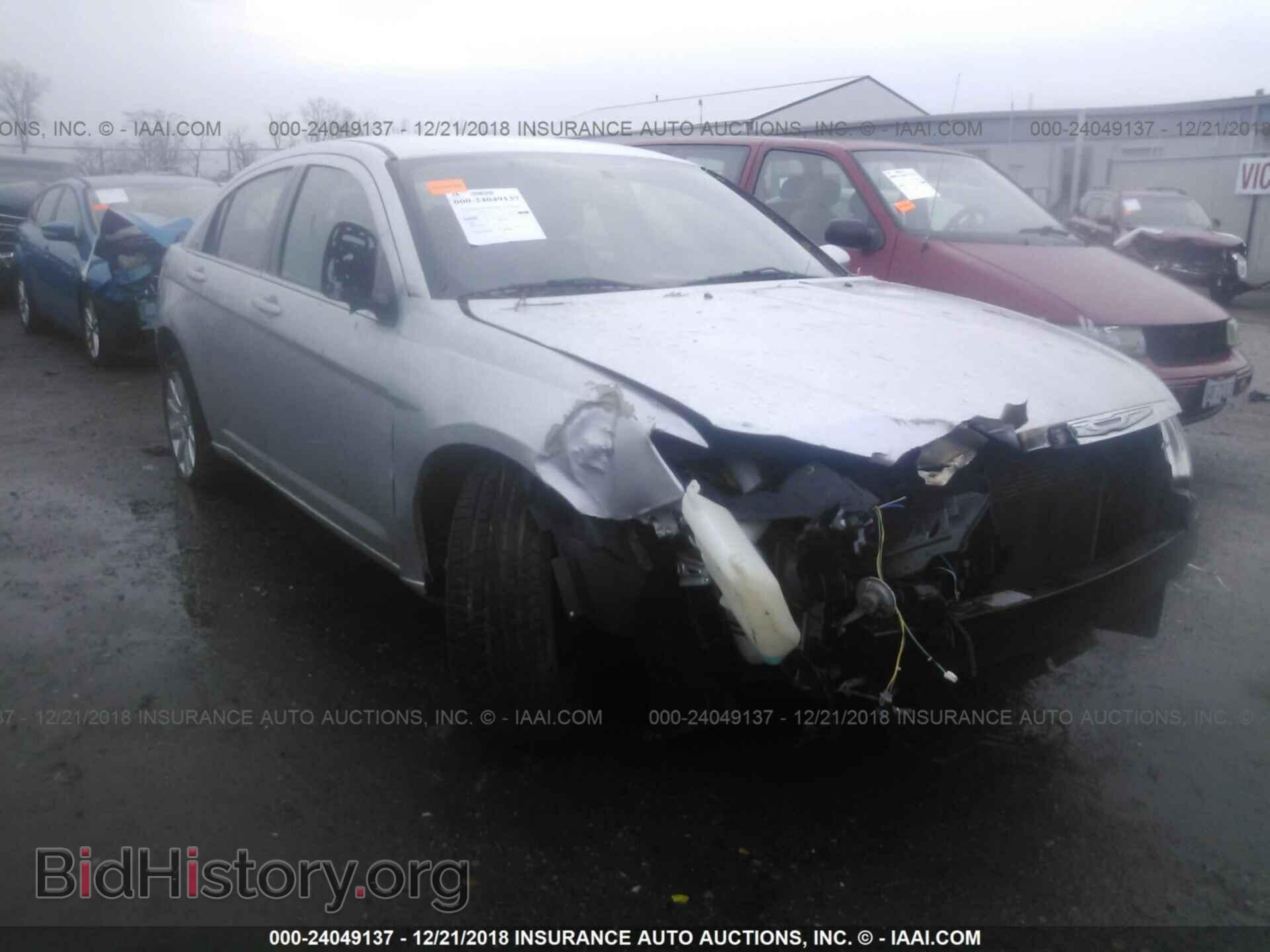 2012 CHRYSLER 200 - VIN: 1C3CCBBB1CN100358 - Фото 6