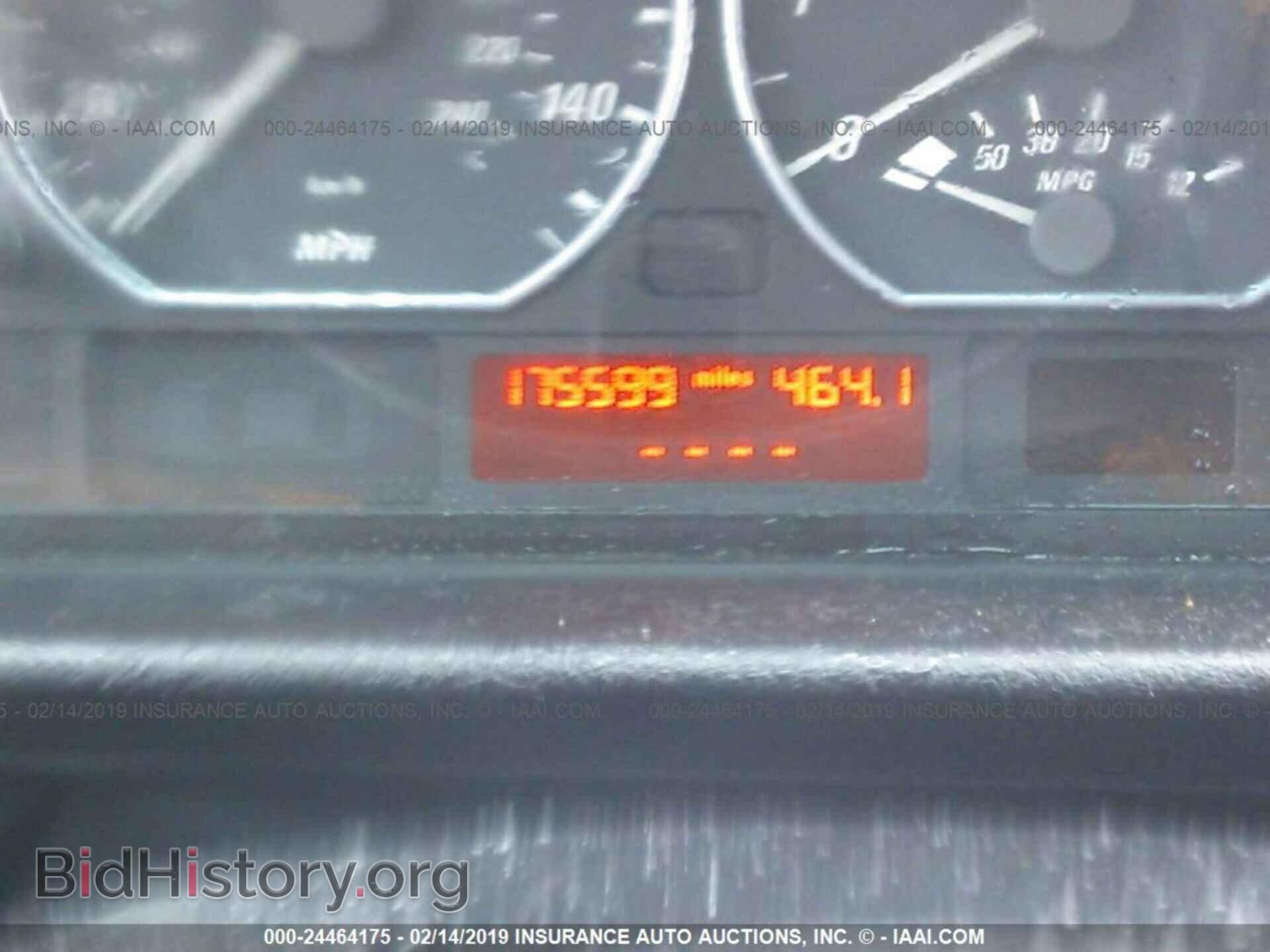 2004 BMW 330 - VIN: WBABD53474PL11637 - Фото 7