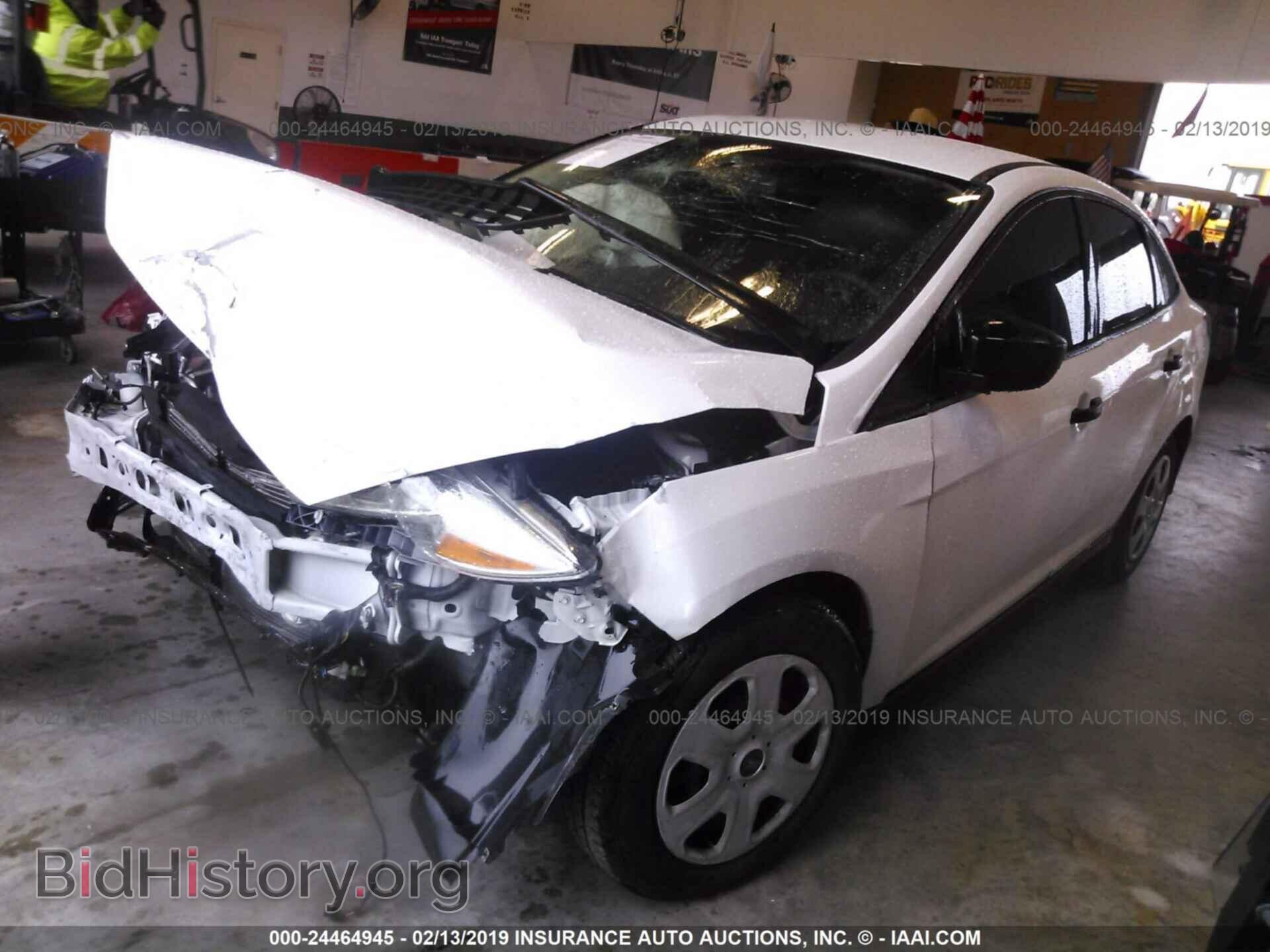 2017 FORD FOCUS - VIN: 1FADP3E24HL240435 - Фото 2
