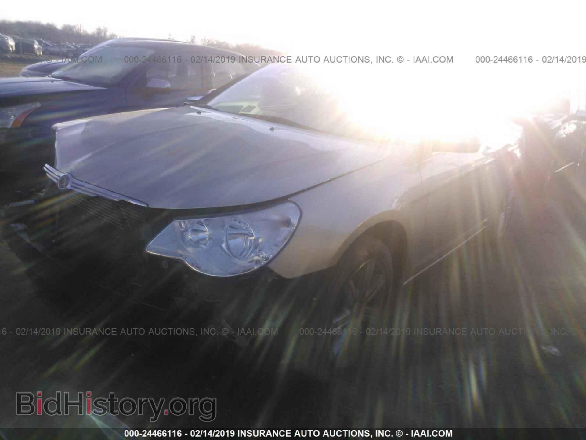 2010 CHRYSLER SEBRING - VIN: 1C3BC6EV4AN195259 - Photo 2