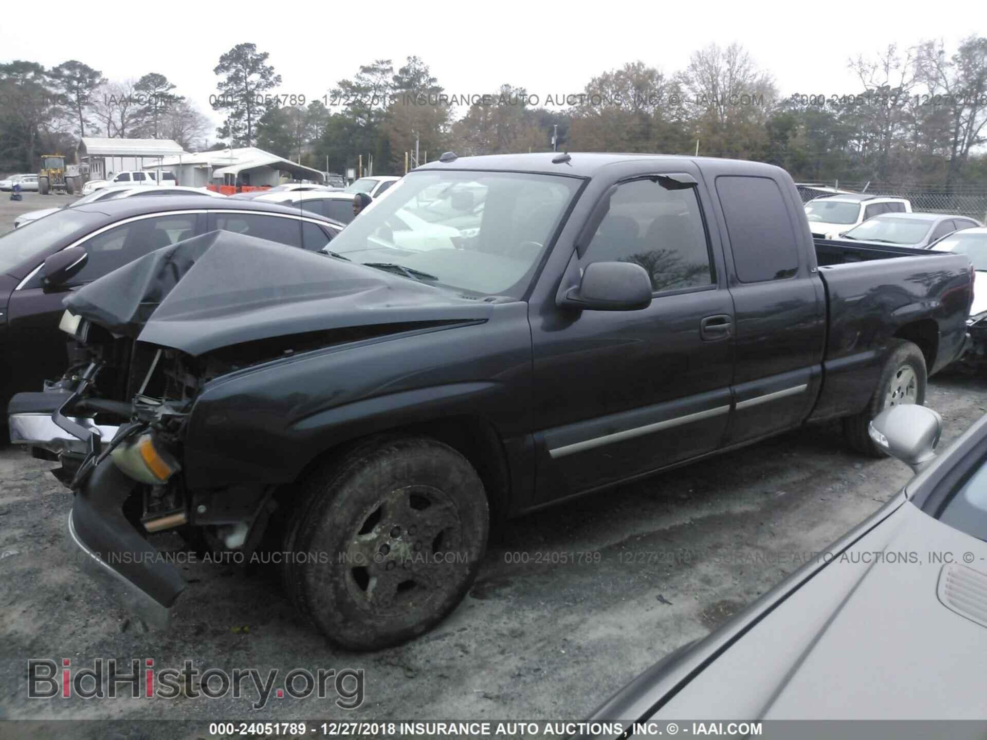 2005 CHEVROLET SILVERADO - VIN: 2GCEC19T551250880 - Фото 2