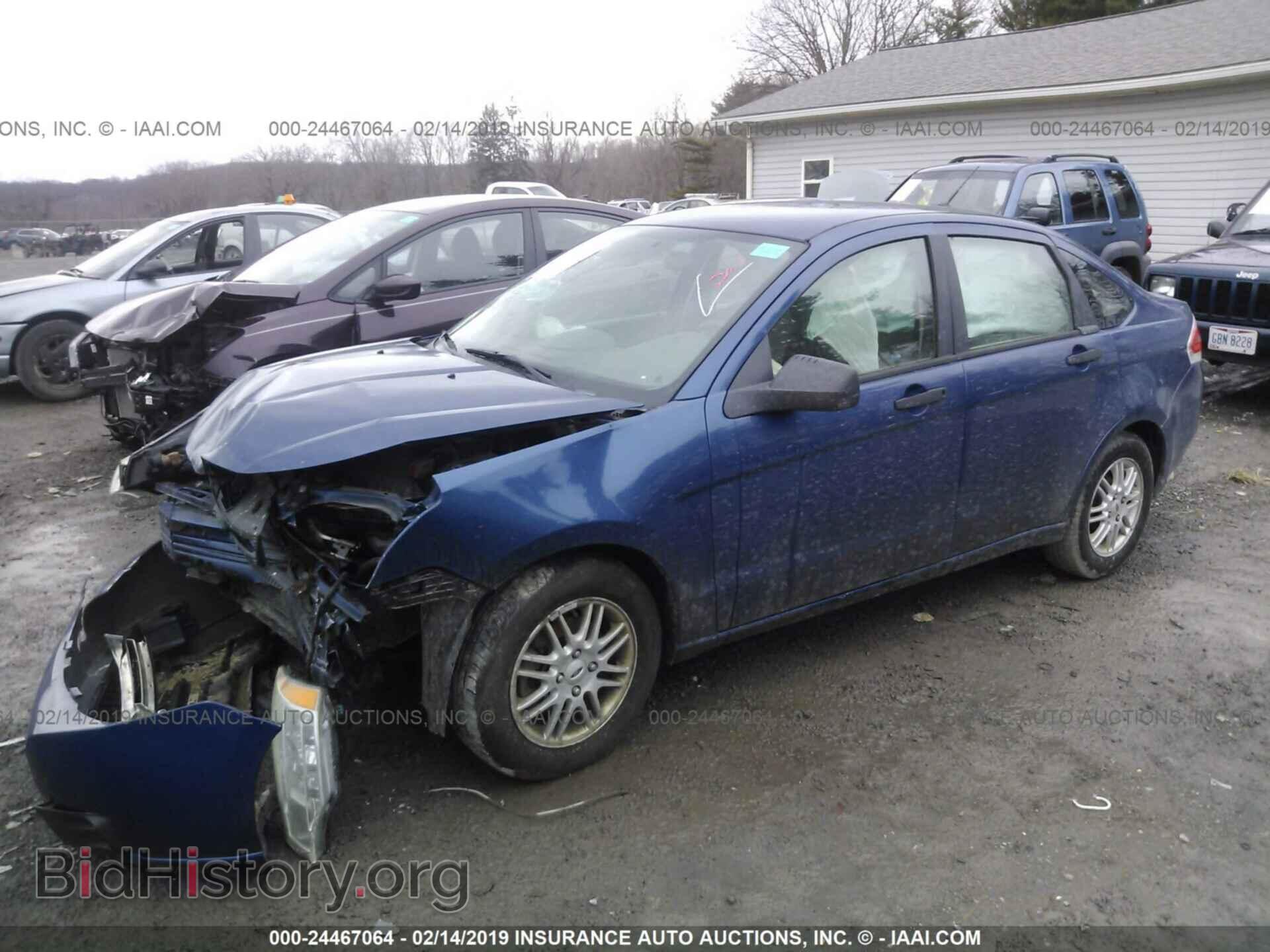 2009 FORD FOCUS - VIN: 1FAHP35N29W241093 - Фото 2