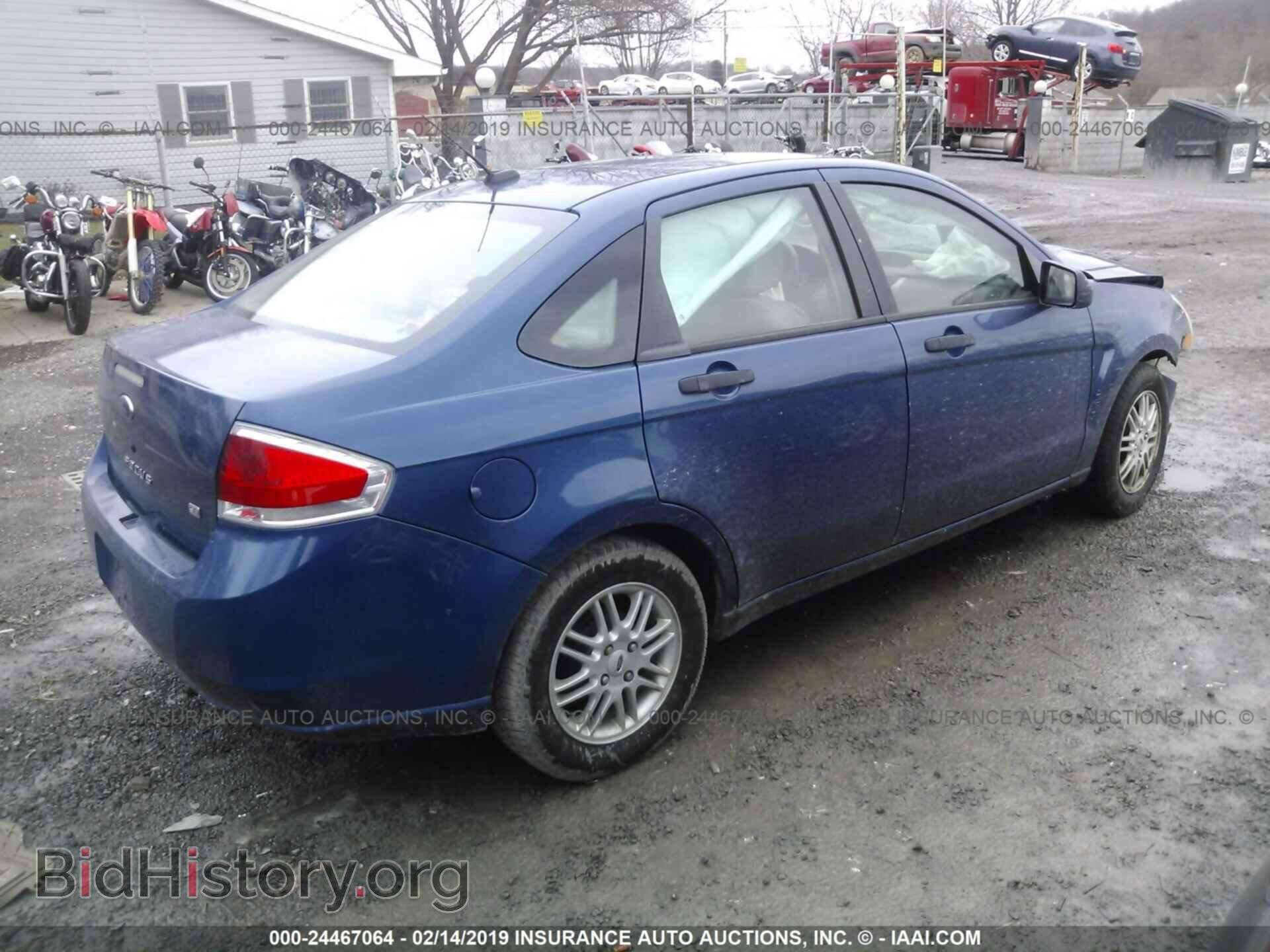 2009 FORD FOCUS - VIN: 1FAHP35N29W241093 - Фото 4