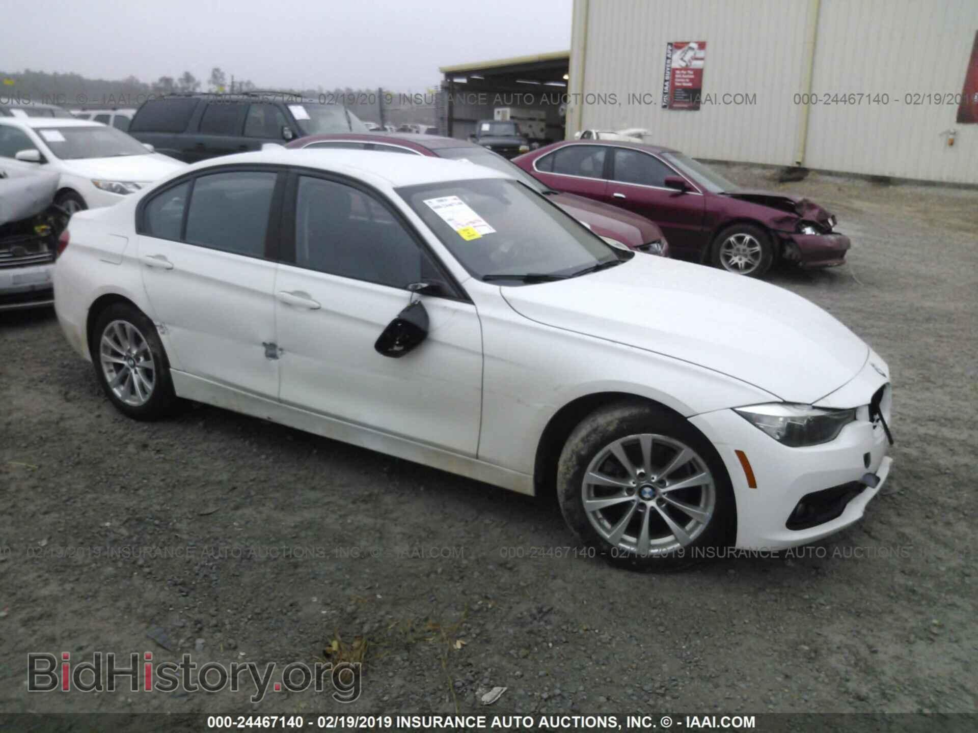 Photo WBA8E1G55GNU11478 - BMW 320 2016