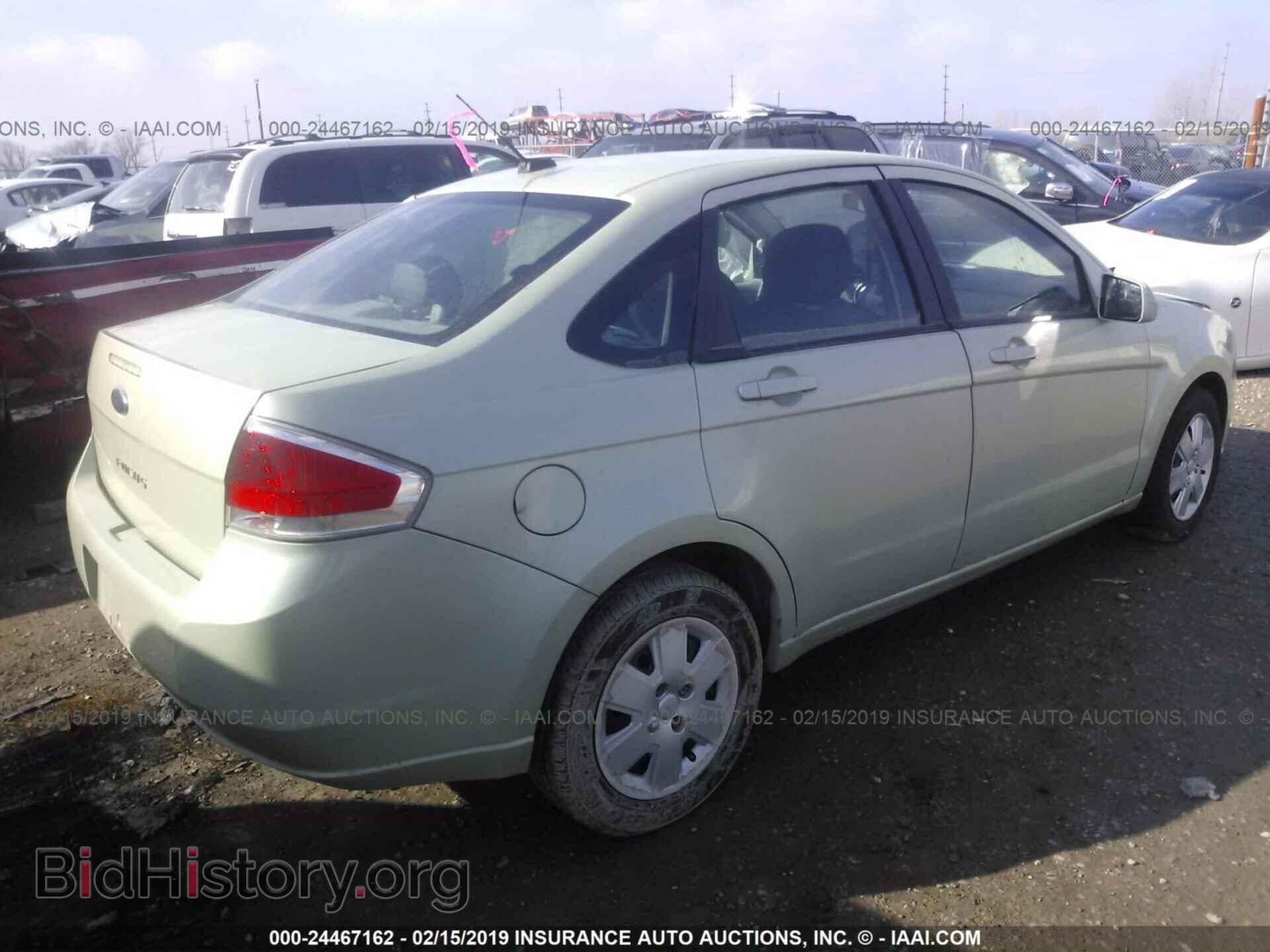 2011 FORD FOCUS - VIN: 1FAHP3EN3BW174297 - Photo 4