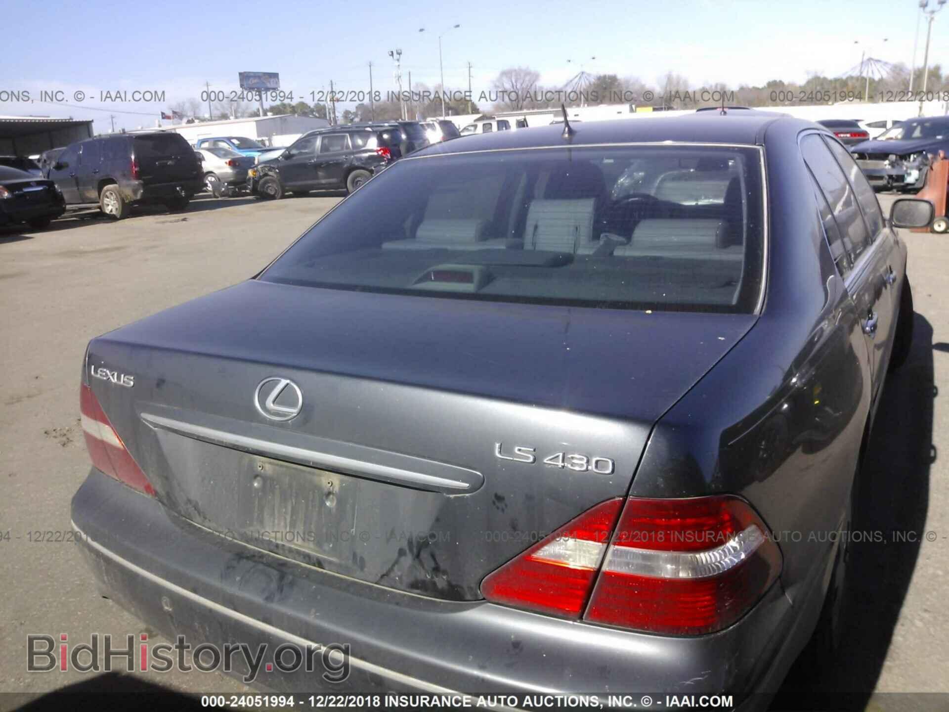 2005 LEXUS LS - VIN: JTHBN36F450179477 - Photo 4
