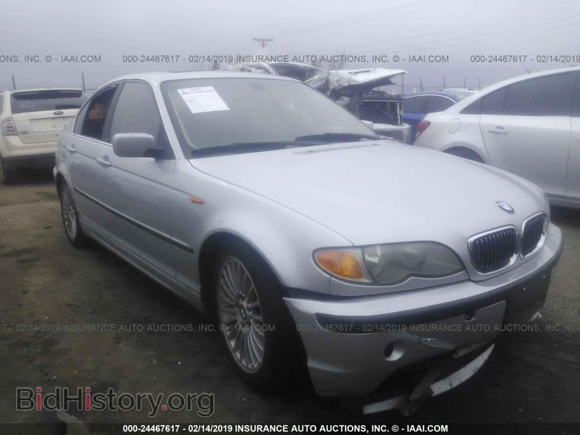 Photo WBAEV53482KM18006 - BMW 330 2002