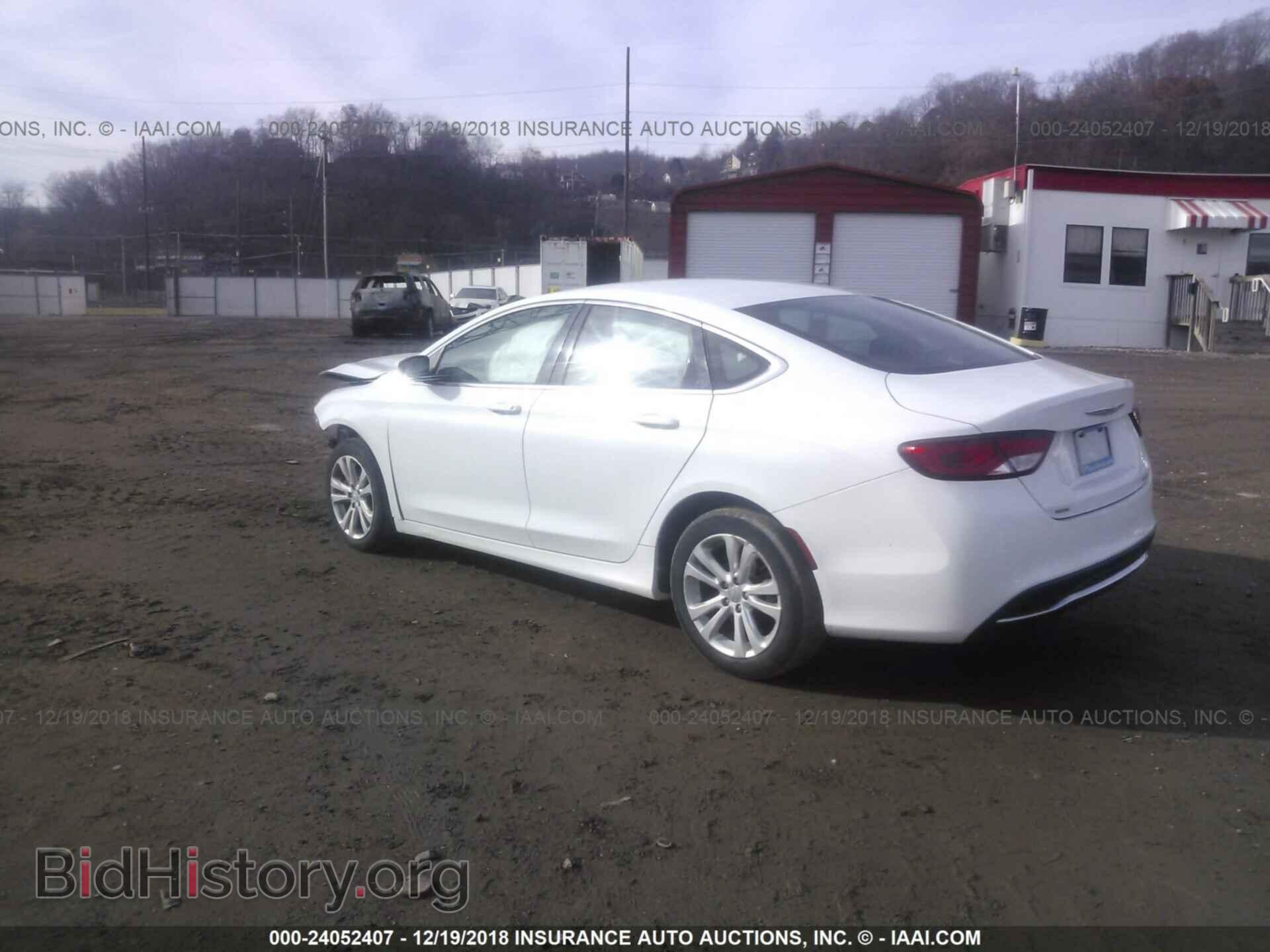 2015 CHRYSLER 200 - VIN: 1C3CCCABXFN714031 - Photo 3