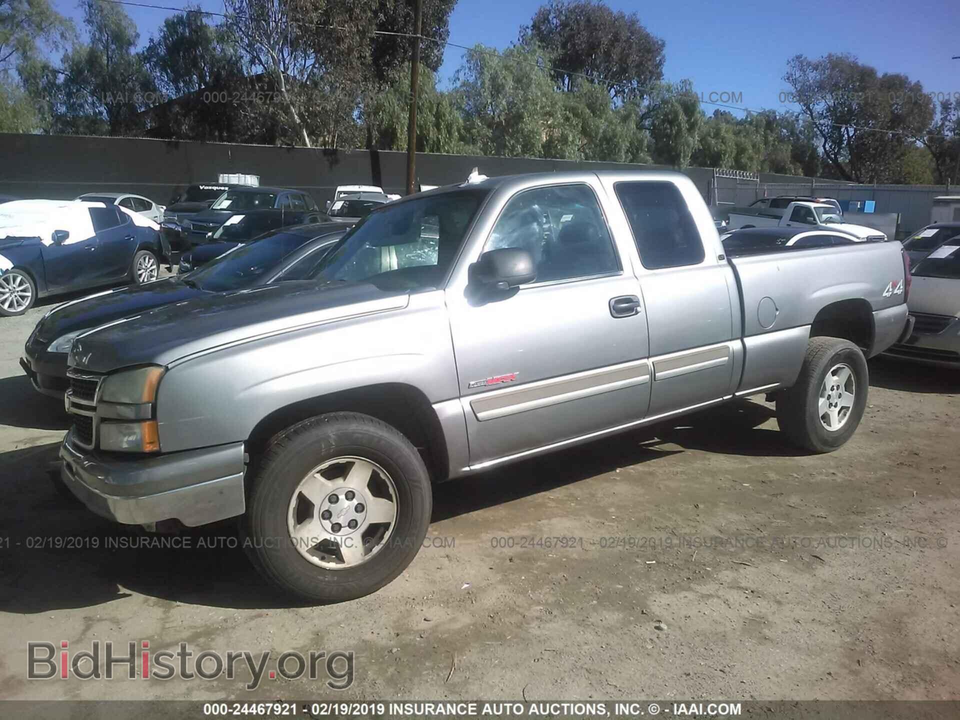 2006 CHEVROLET SILVERADO - VIN: 2GCEK19NX61282973 - Фото 2
