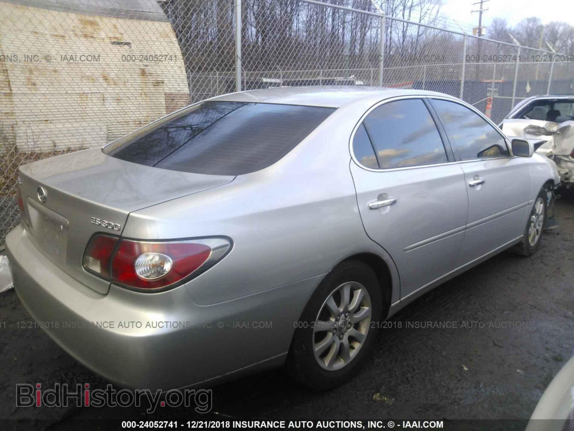 2002 LEXUS ES - VIN: JTHBF30G325036856 - Photo 4