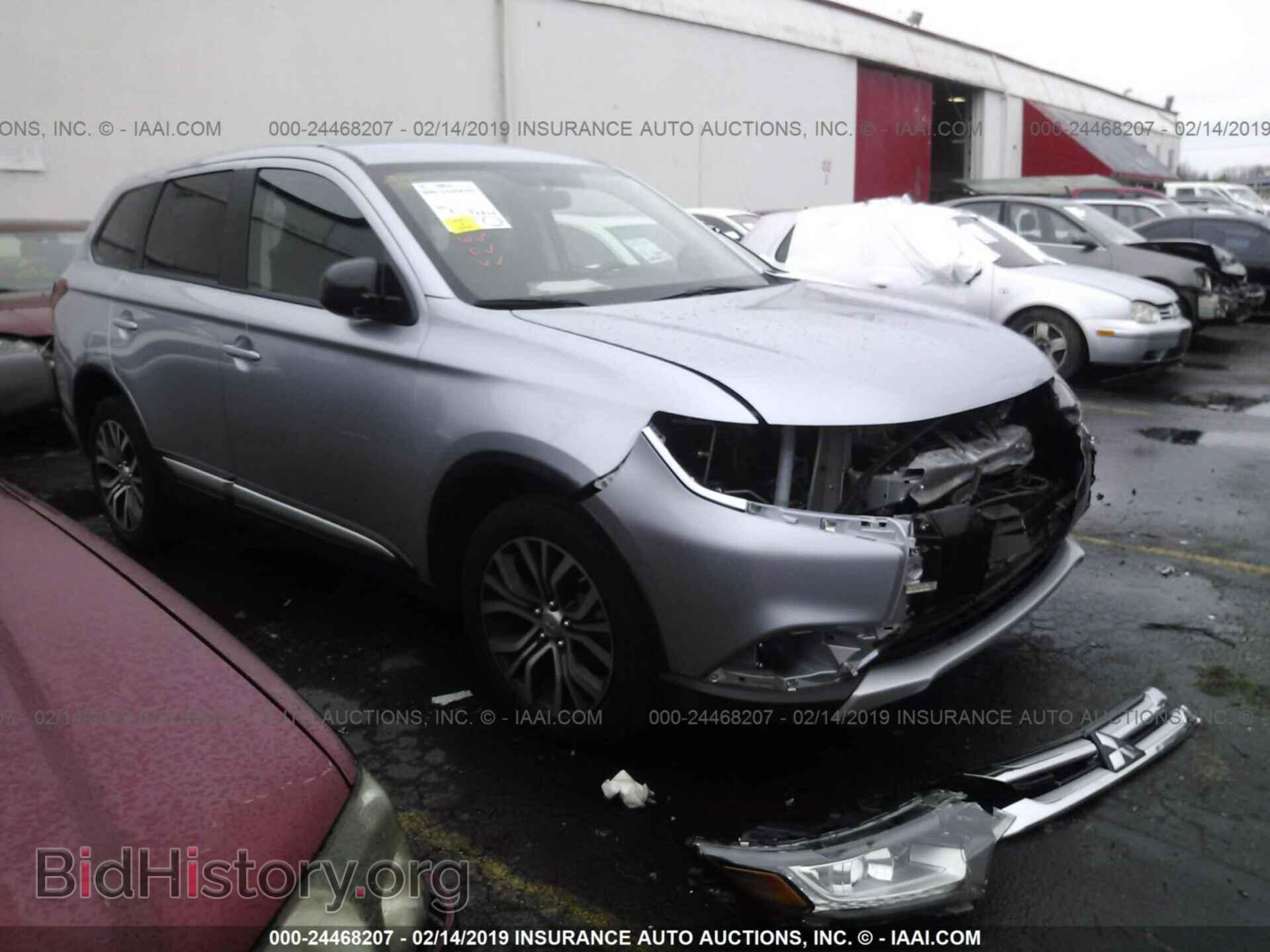 Photo JA4AD2A37HZ043992 - MITSUBISHI OUTLANDER 2017