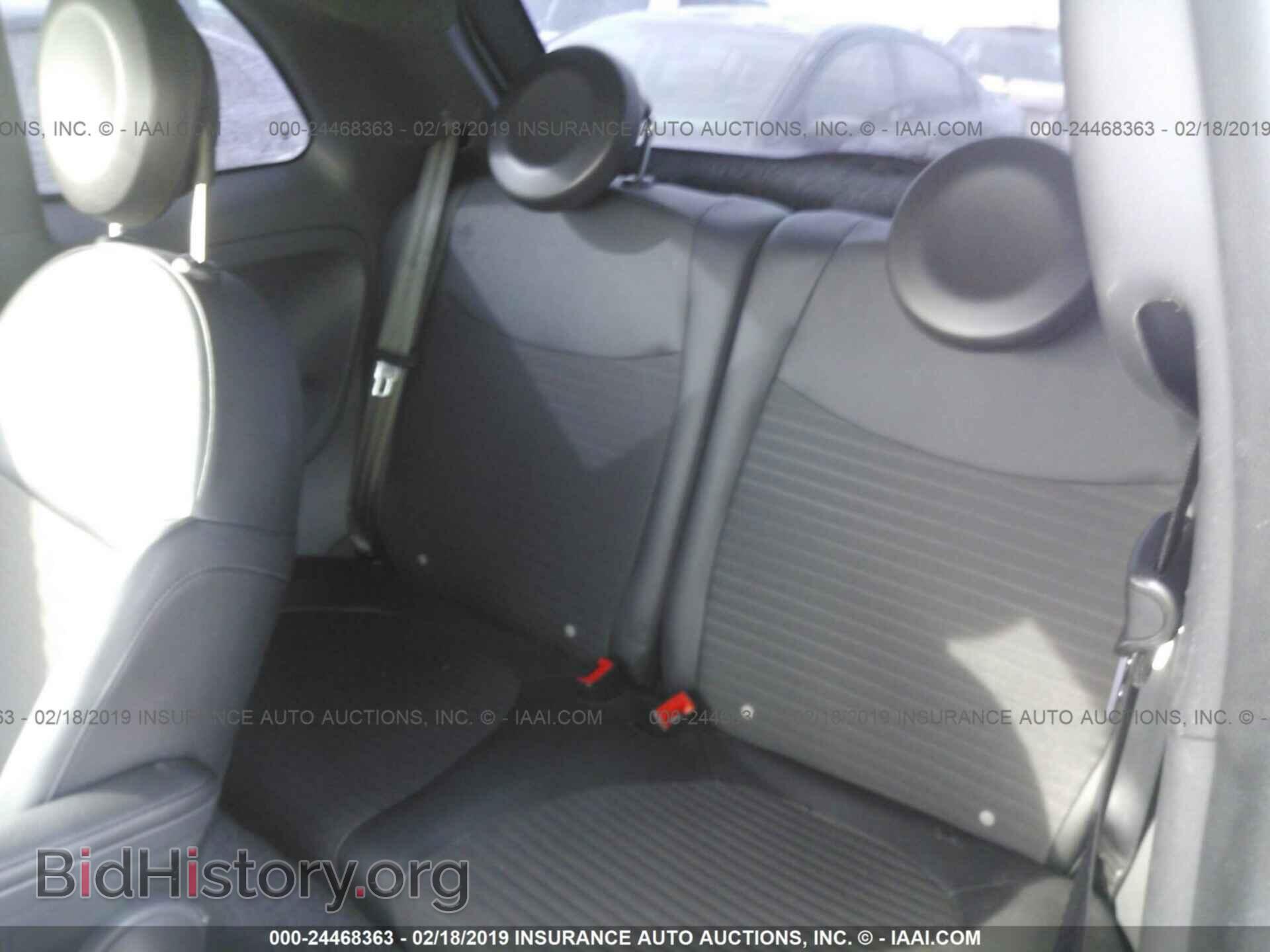 2015 FIAT 500 - VIN: 3C3CFFBR8FT656747 - Фото 8