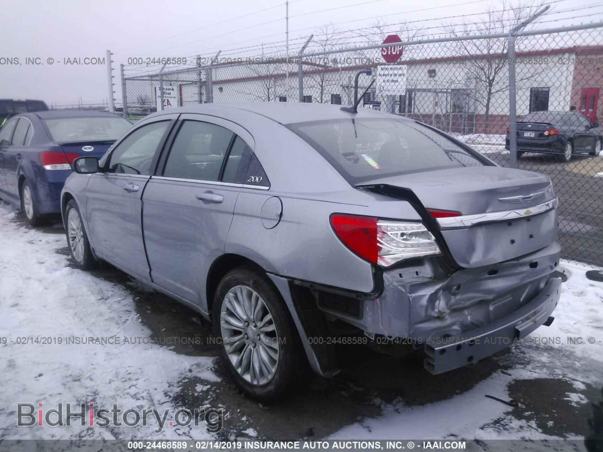 2013 CHRYSLER 200 - VIN: 1C3CCBAB6DN670696 - Фото 3