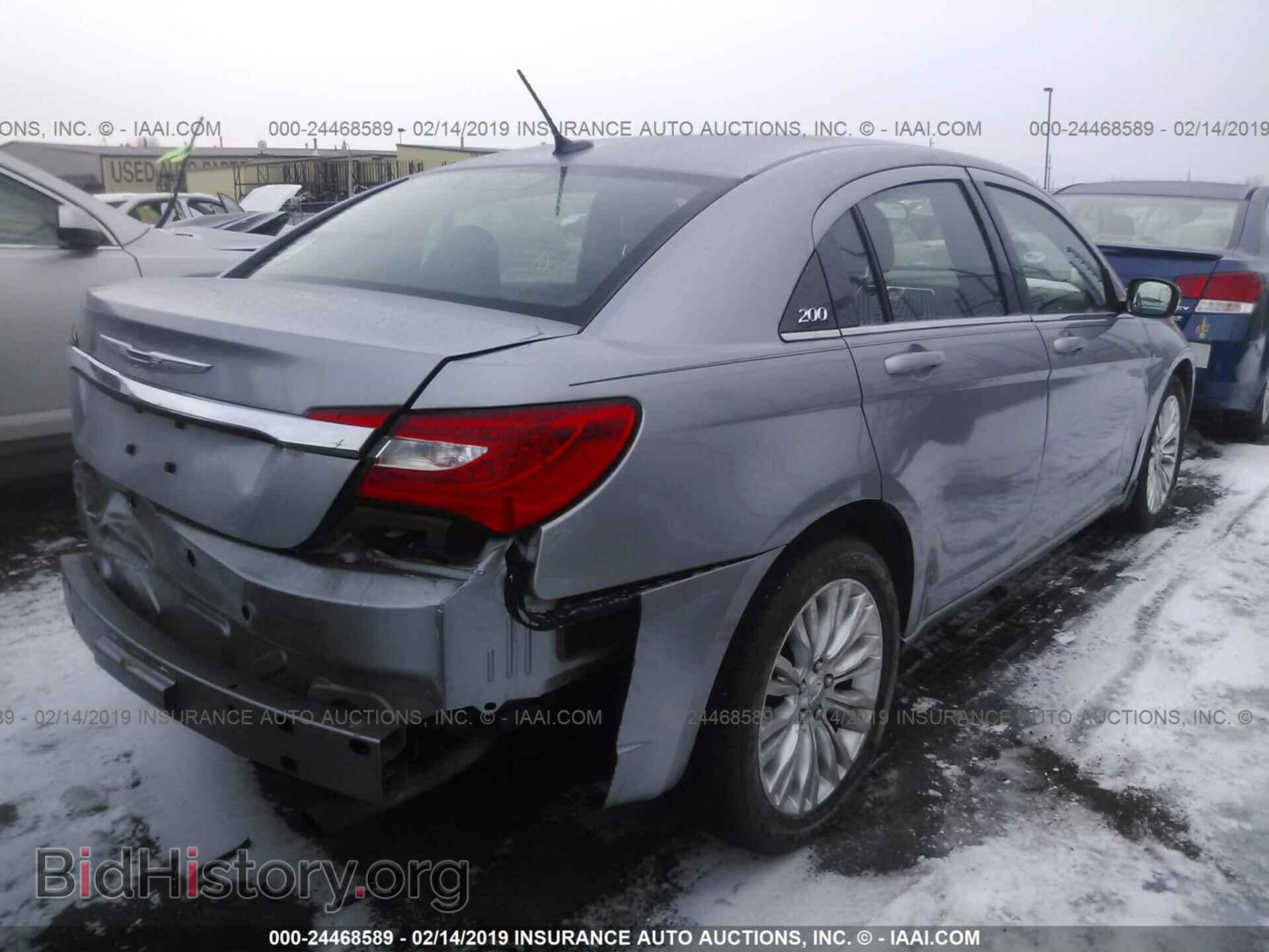 2013 CHRYSLER 200 - VIN: 1C3CCBAB6DN670696 - Фото 4