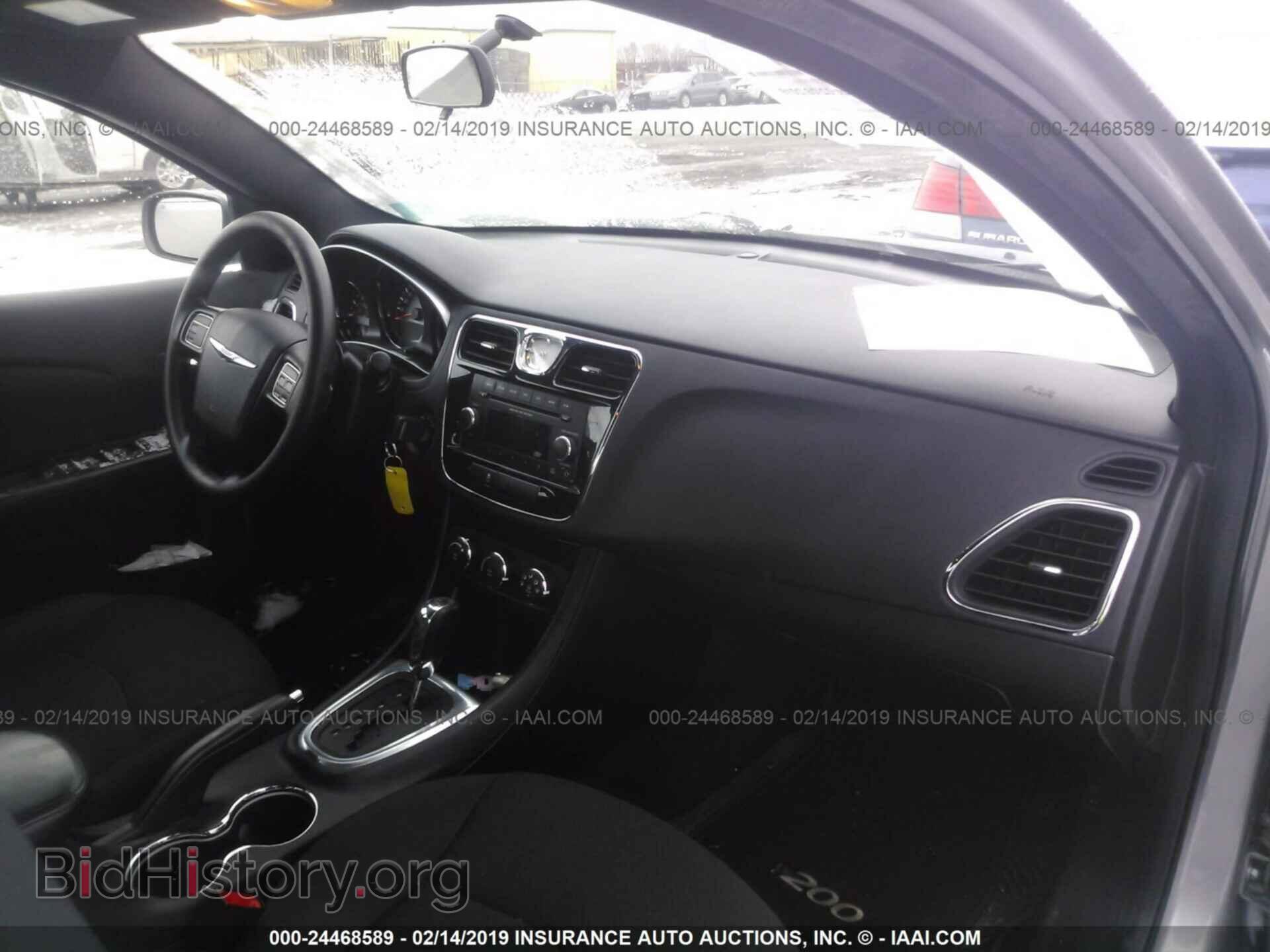 2013 CHRYSLER 200 - VIN: 1C3CCBAB6DN670696 - Фото 5