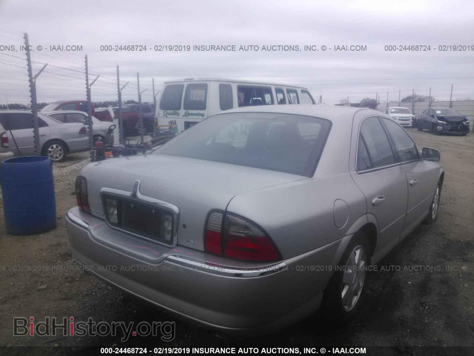 2004 LINCOLN LS - VIN: 1LNHM86S24Y681330 - Photo 4