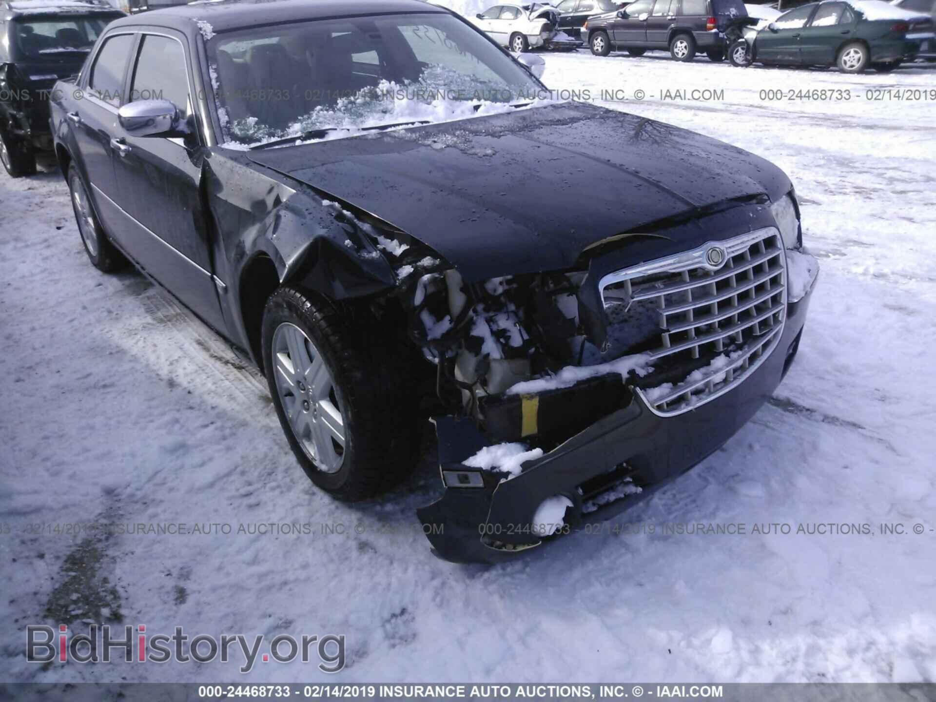 2005 CHRYSLER 300C - VIN: 2C3AK63H05H672053 - Фото 6
