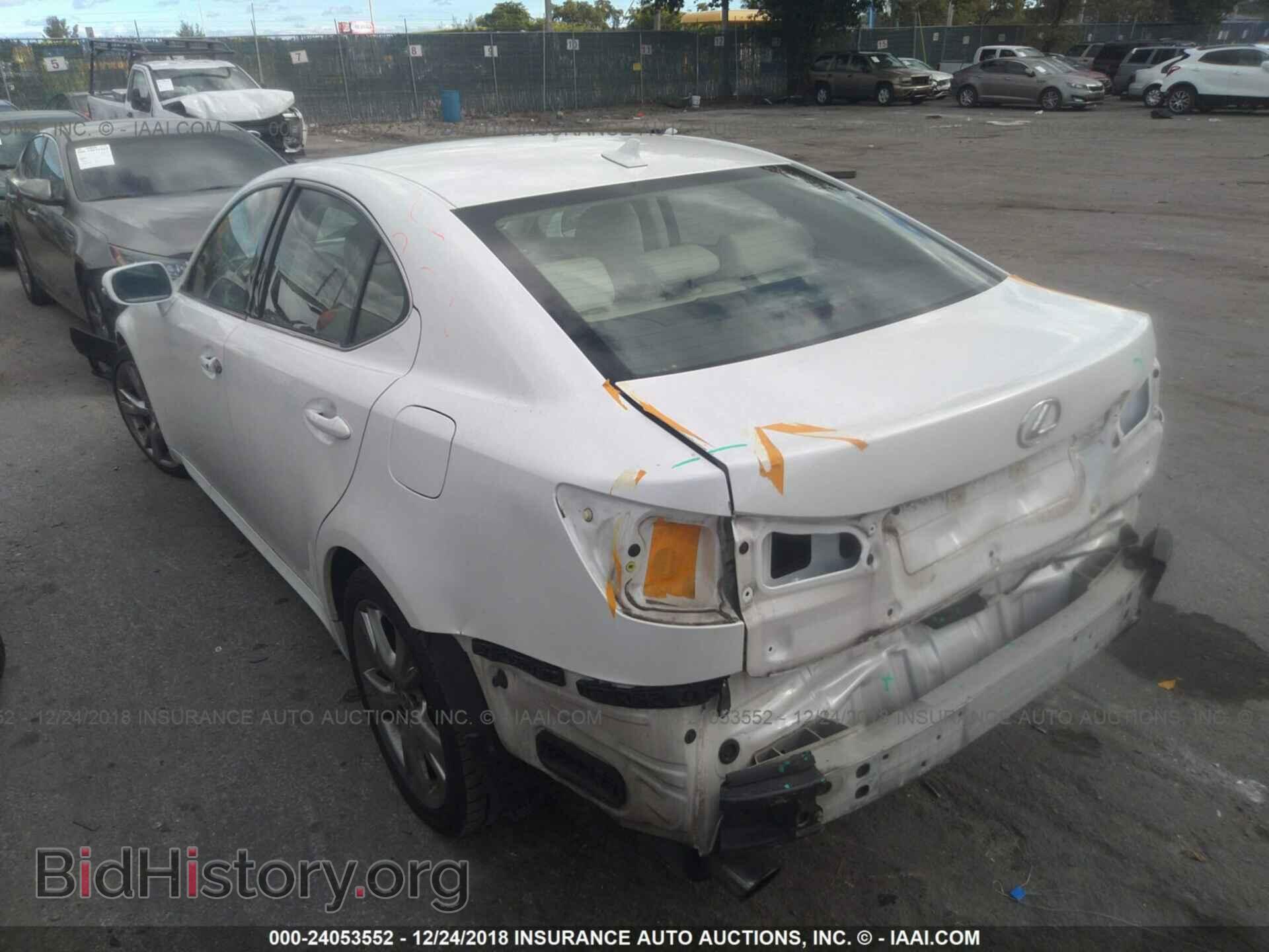 2009 LEXUS IS - VIN: JTHBK262295089883 - Photo 3