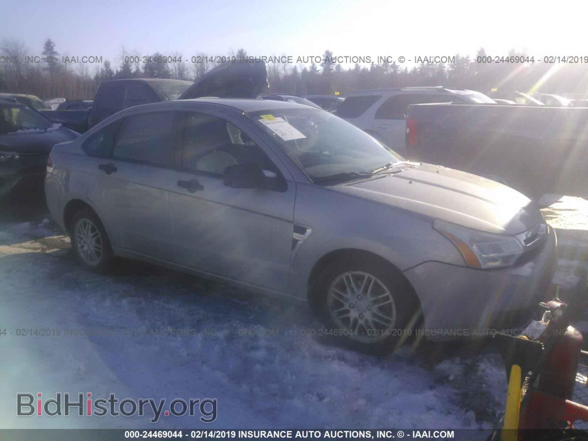 Photo 1FAHP35N98W268077 - FORD FOCUS 2008