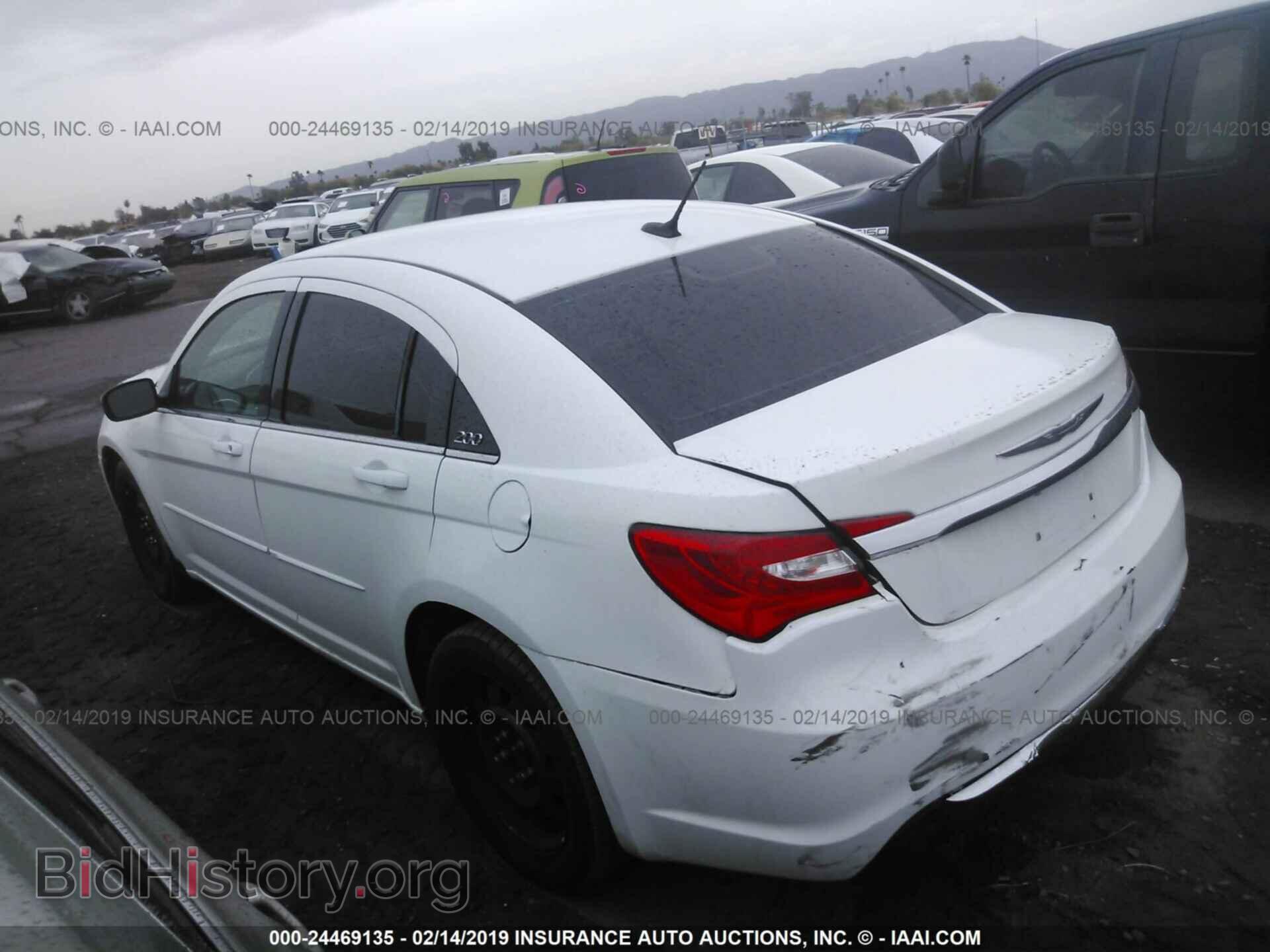 2012 CHRYSLER 200 - VIN: 1C3CCBAB7CN225933 - Фото 3