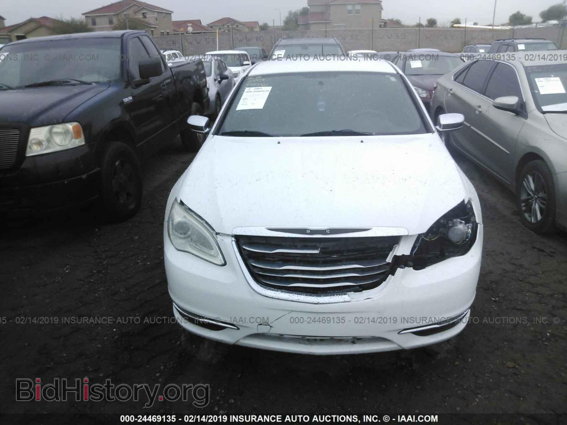 2012 CHRYSLER 200 - VIN: 1C3CCBAB7CN225933 - Фото 6