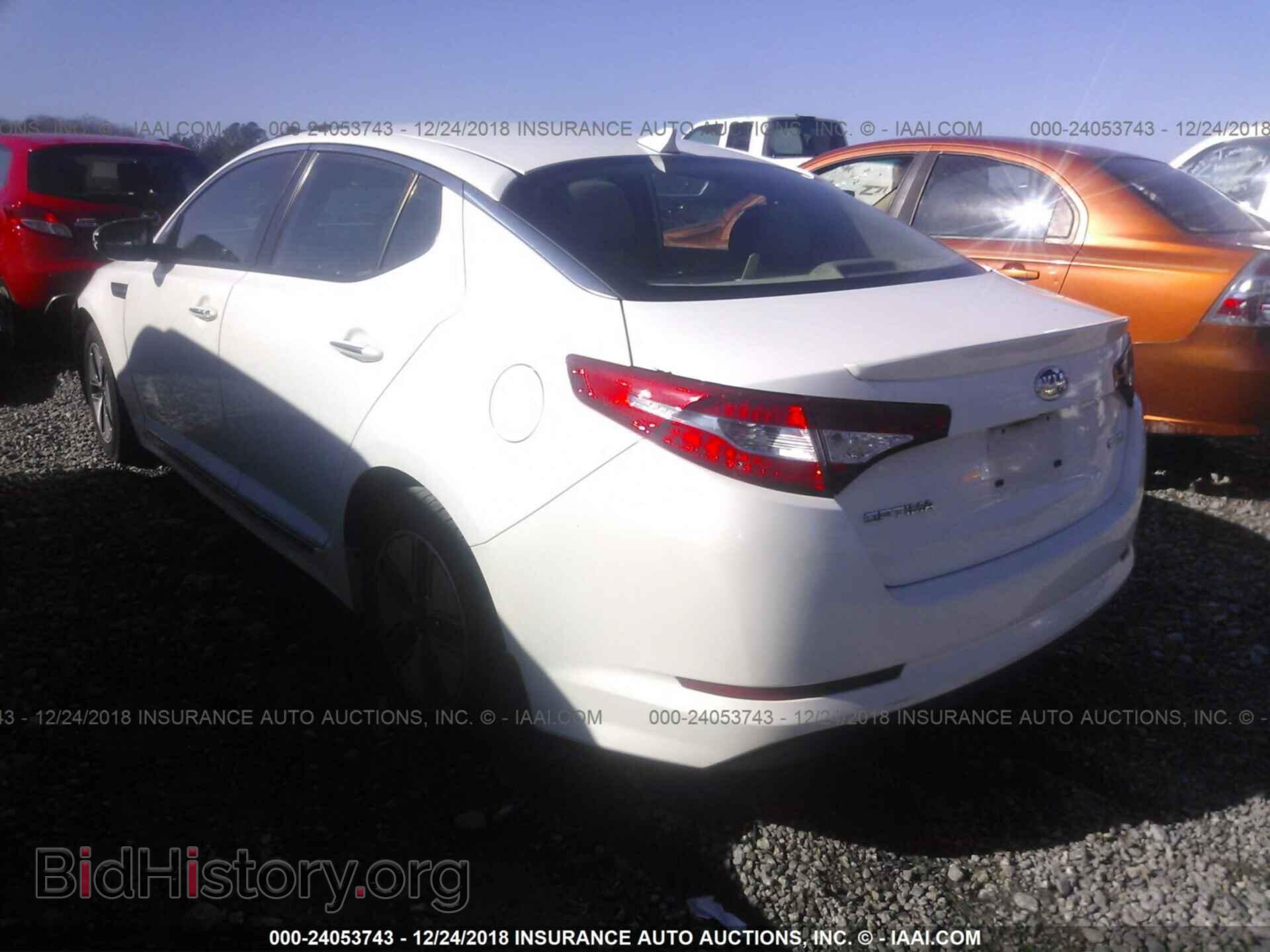 2014 HYUNDAI VELOSTER - VIN: KMHTC6AE7EU209846 - Фото 3