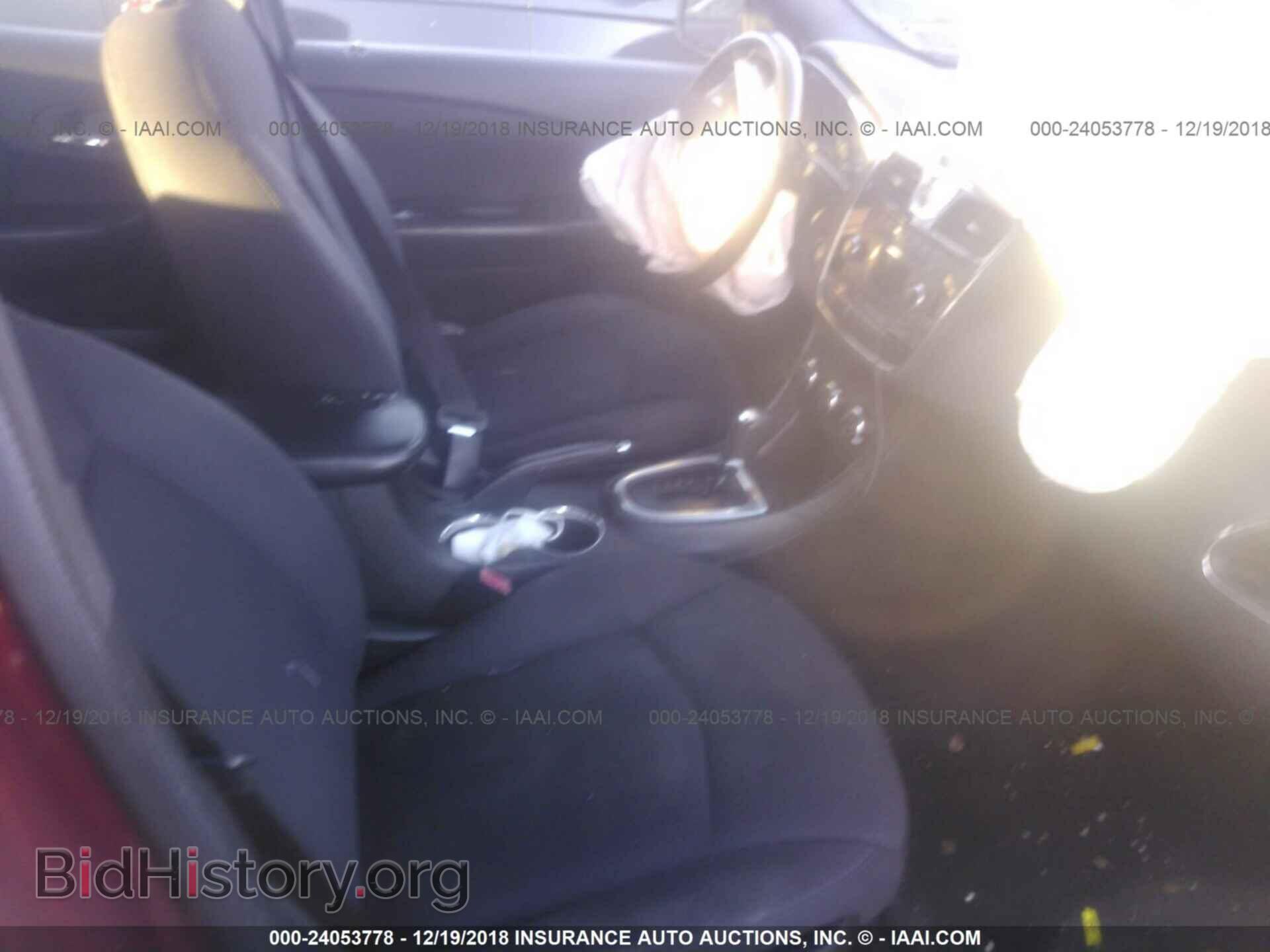 2013 CHRYSLER 200 - VIN: 1C3CCBBB9DN695588 - Фото 5