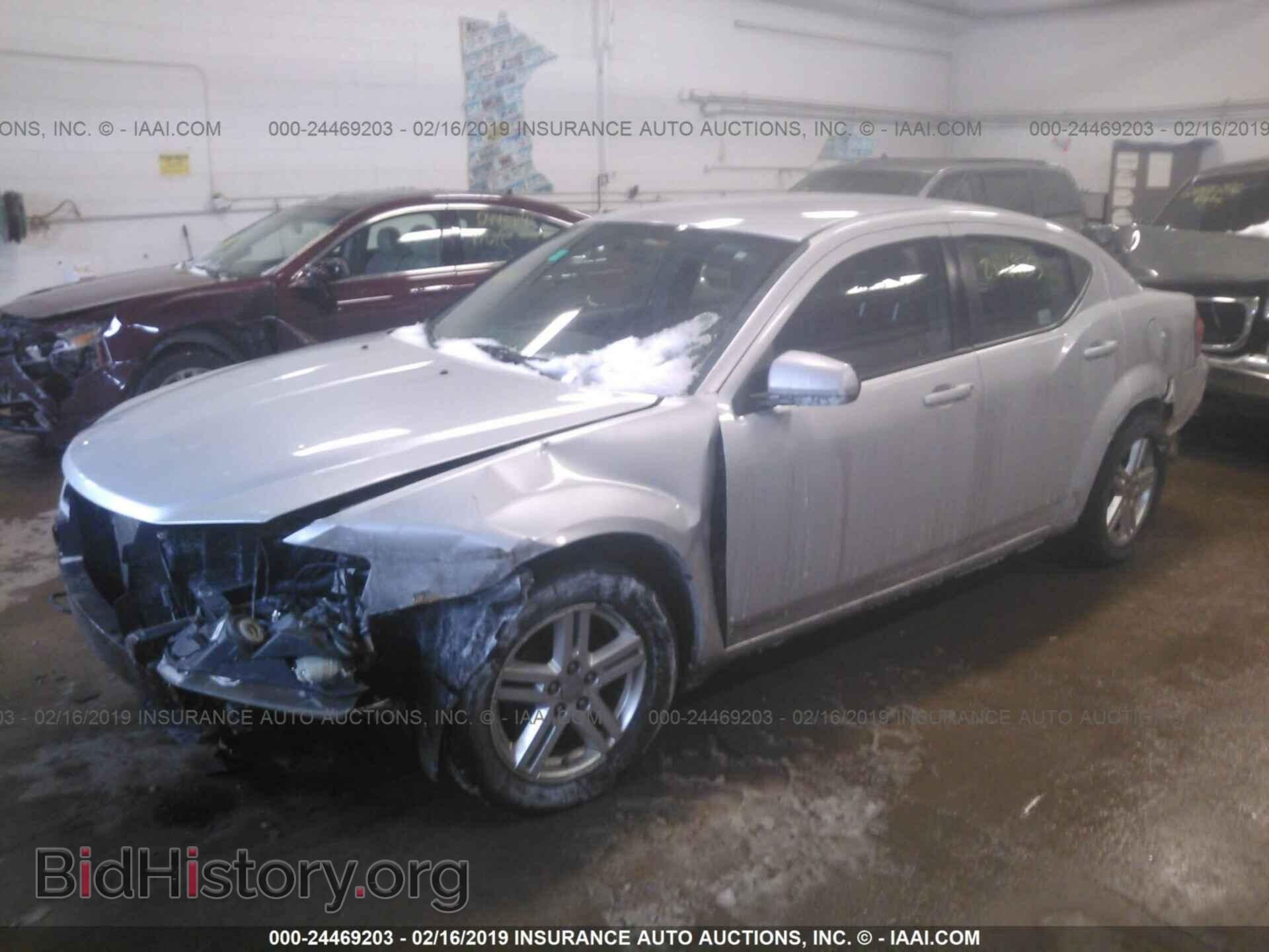 2011 DODGE AVENGER - VIN: 1B3BD1FB2BN542297 - Photo 2