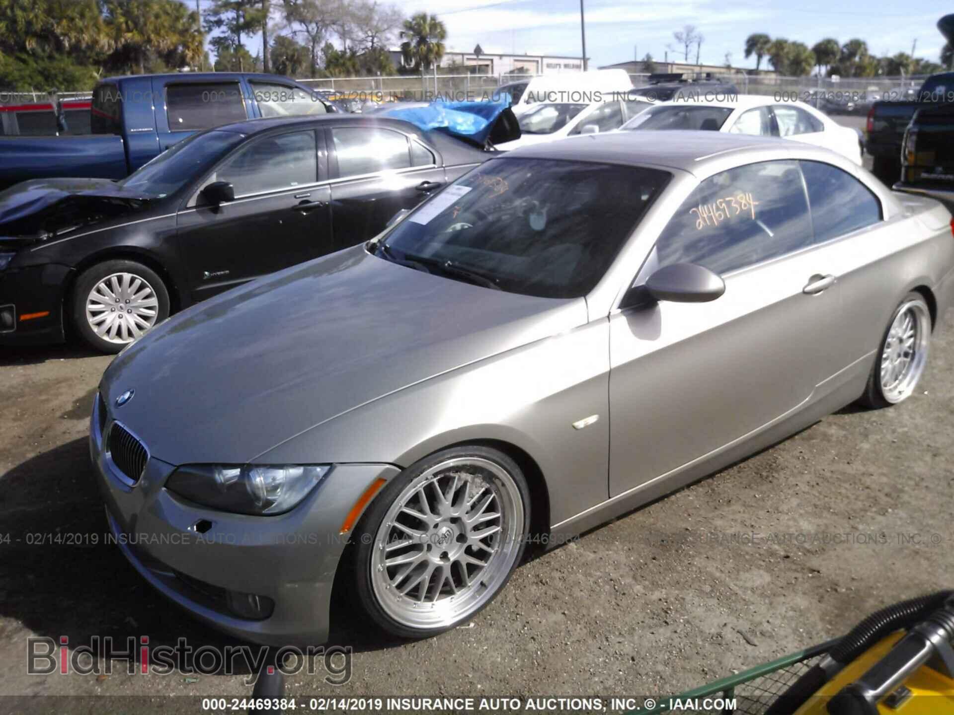2007 BMW 335 - VIN: WBAWL73537PX42246 - Фото 2