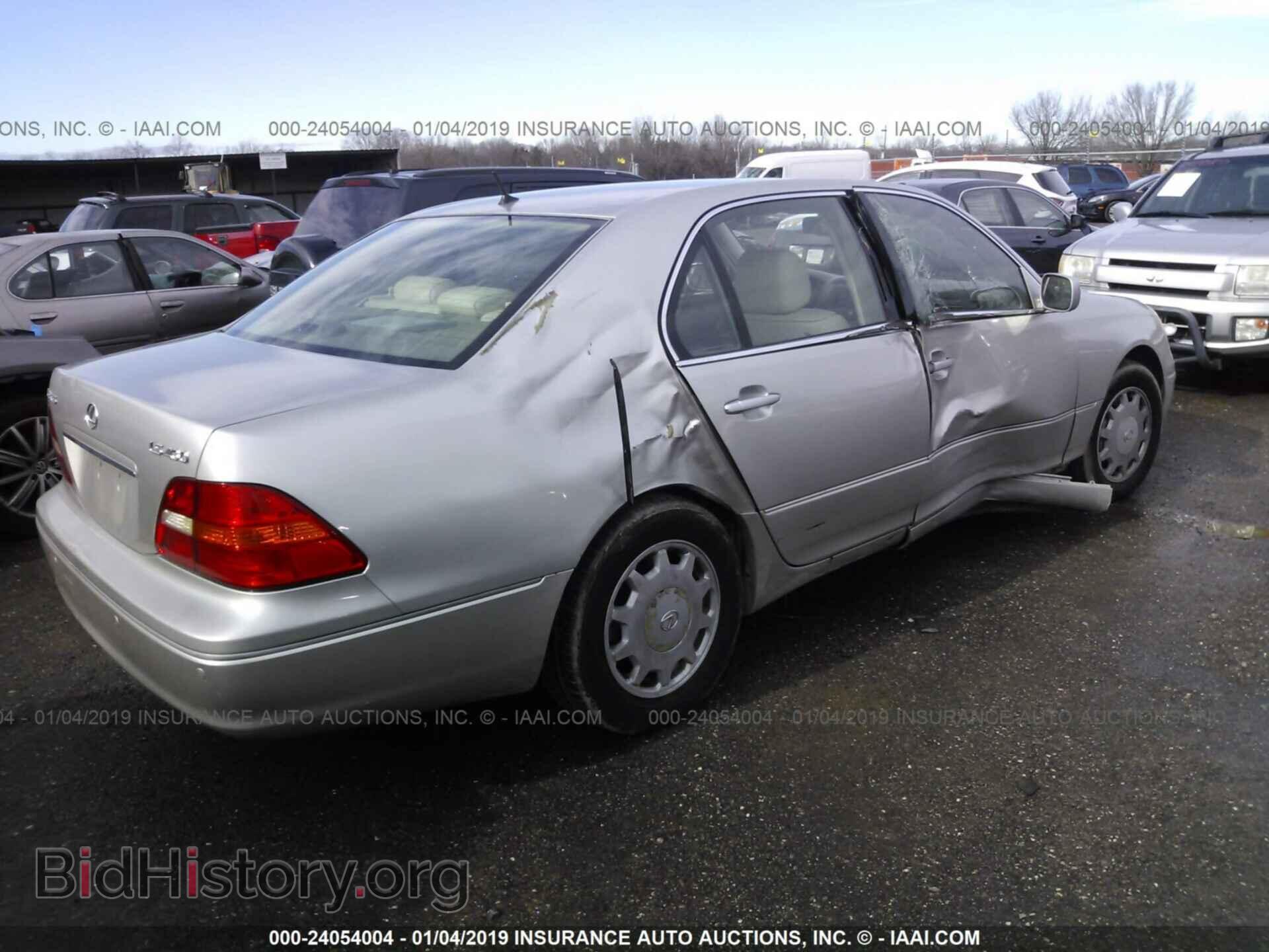 2001 LEXUS LS - VIN: JTHBN30F410015245 - Photo 4