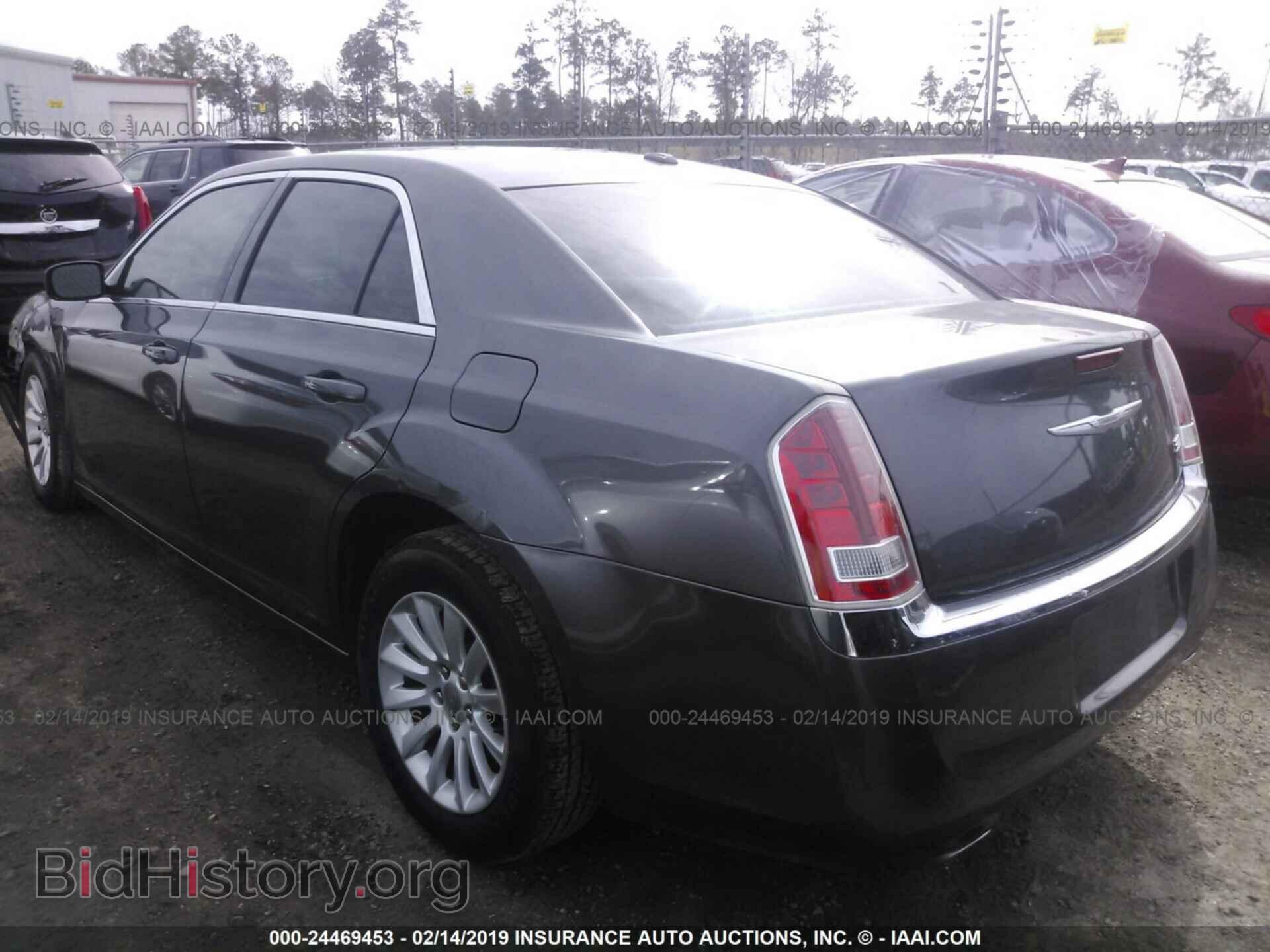 2014 CHRYSLER 300 - VIN: 2C3CCAAG9EH156857 - Фото 3