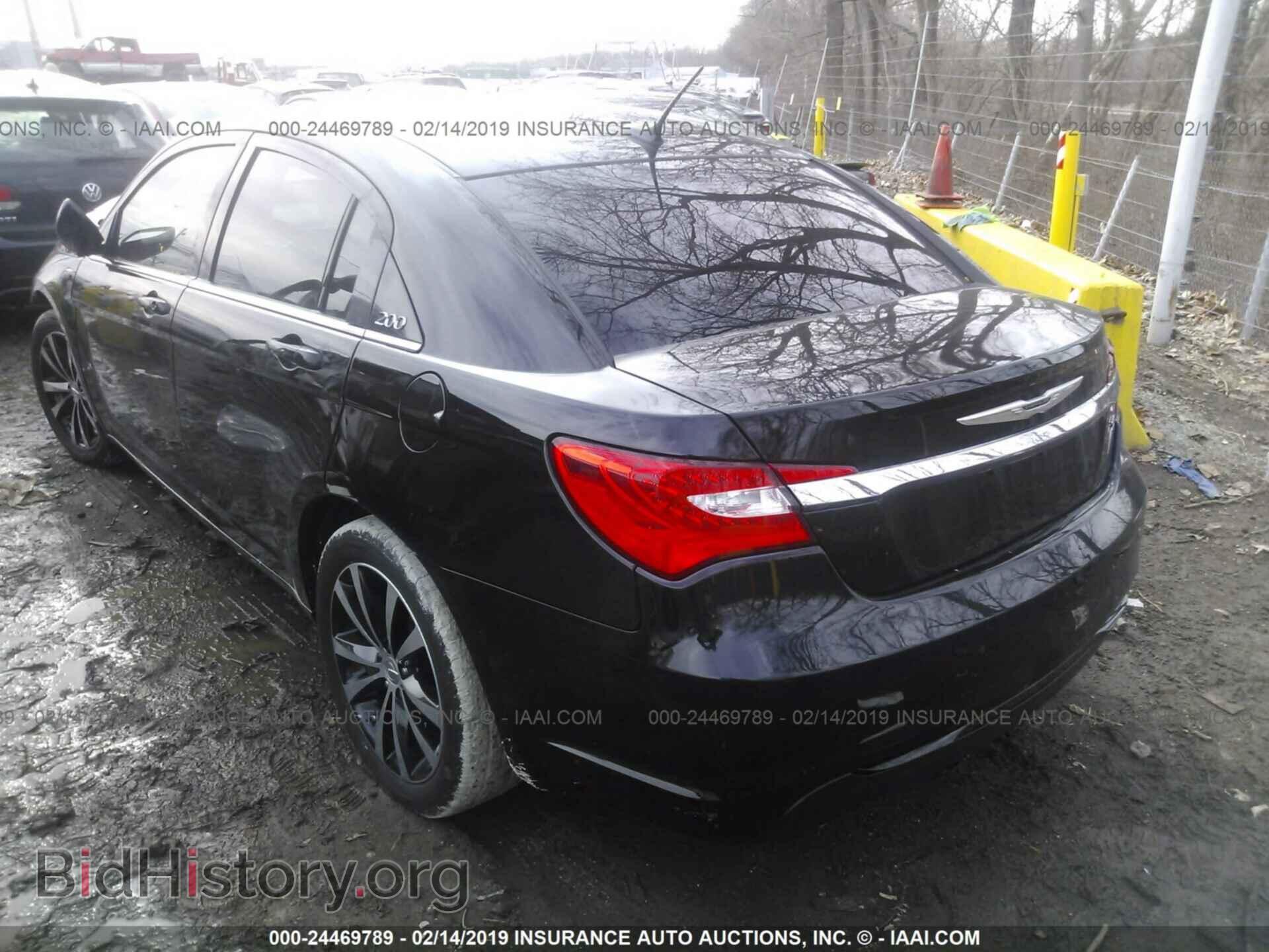 2013 CHRYSLER 200 - VIN: 1C3CCBBG8DN715549 - Фото 3