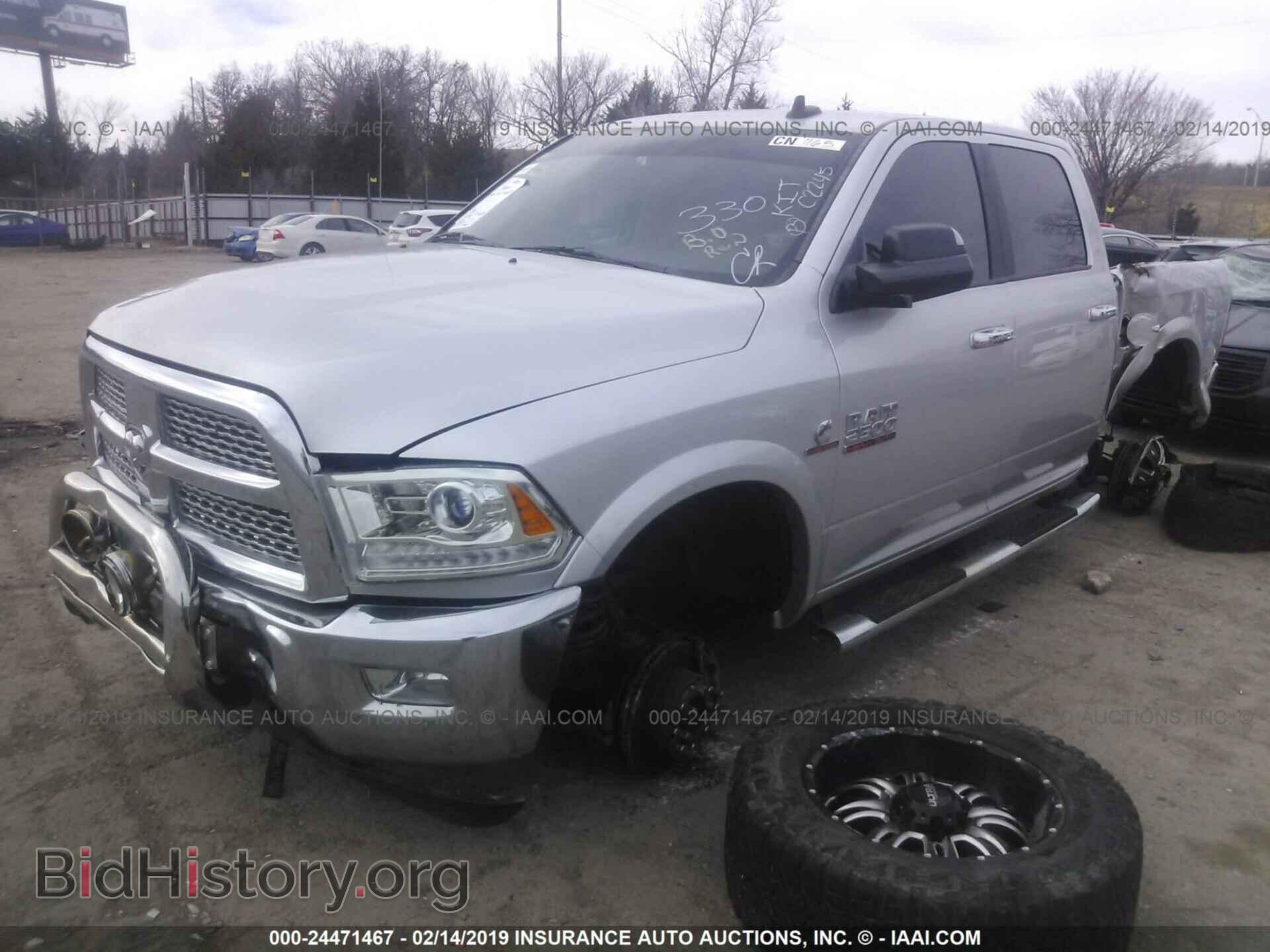 2015 RAM 2500 - VIN: 3C6UR5FL1FG513307 - Фото 2
