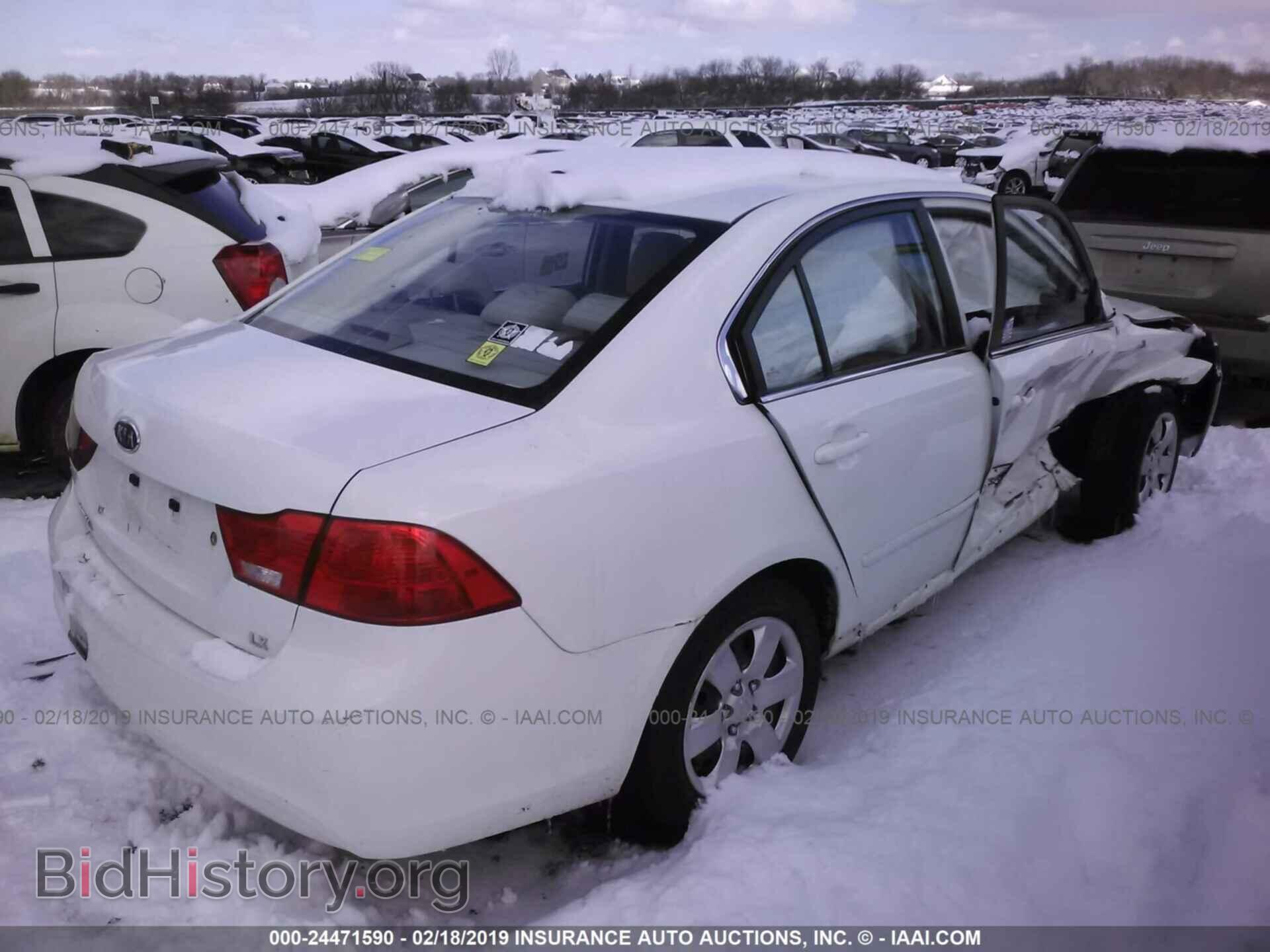 2009 KIA OPTIMA - VIN: KNAGE228495325049 - Фото 4