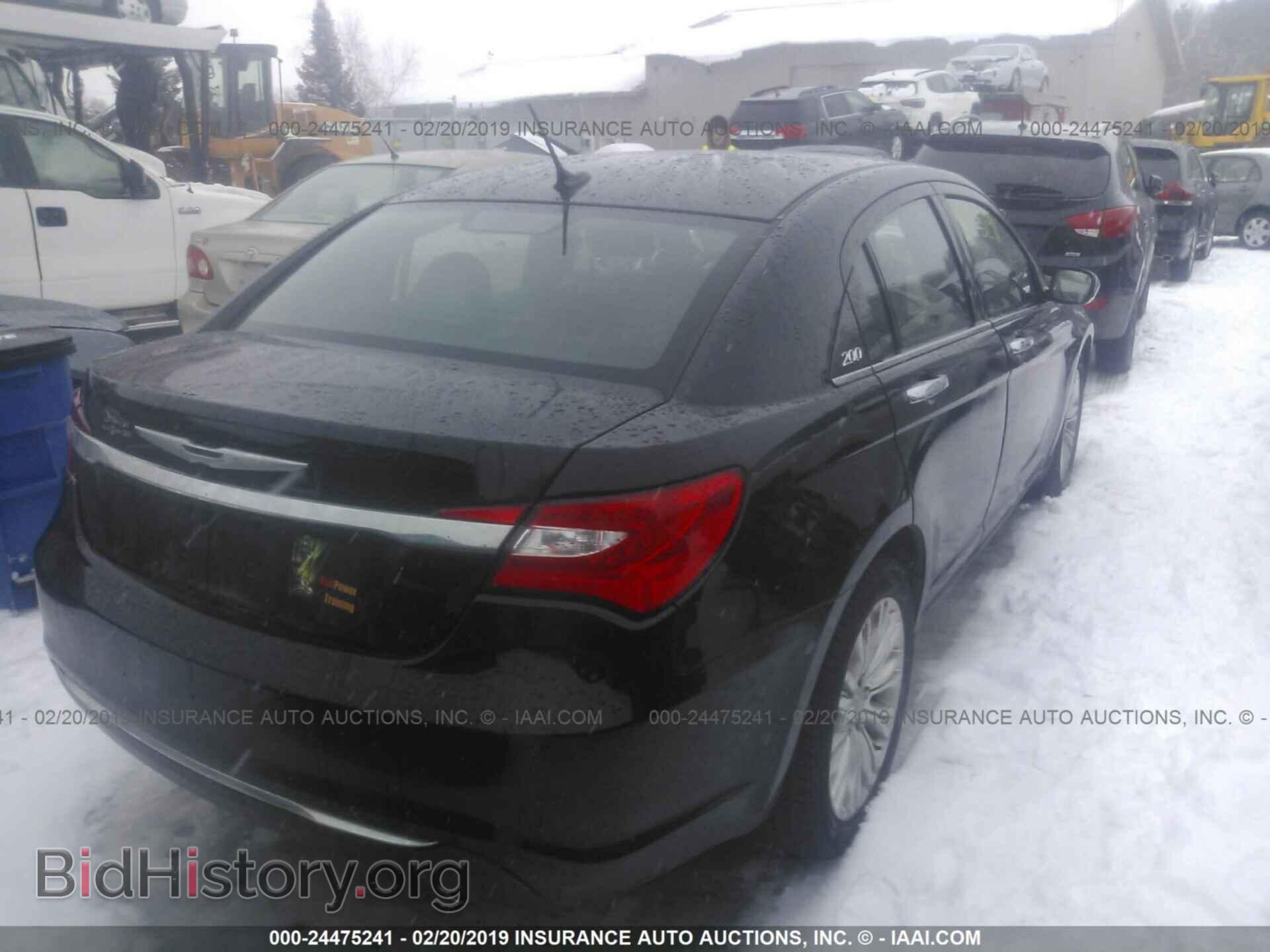 2013 CHRYSLER 200 - VIN: 1C3CCBCG3DN737229 - Фото 4