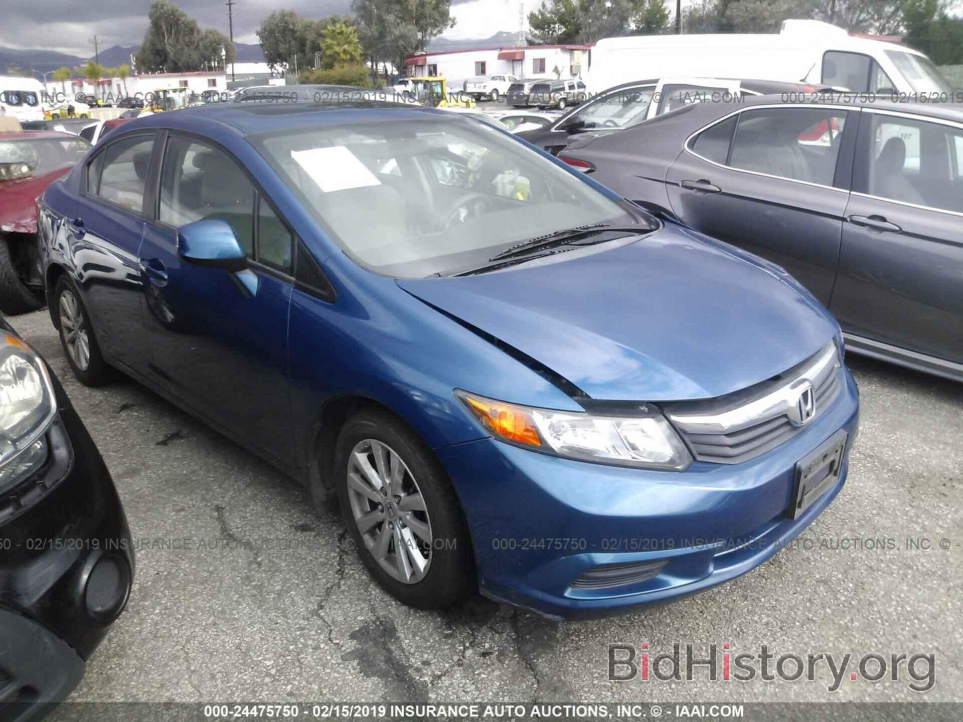 Photo 2HGFB2F82CH512762 - HONDA CIVIC 2012