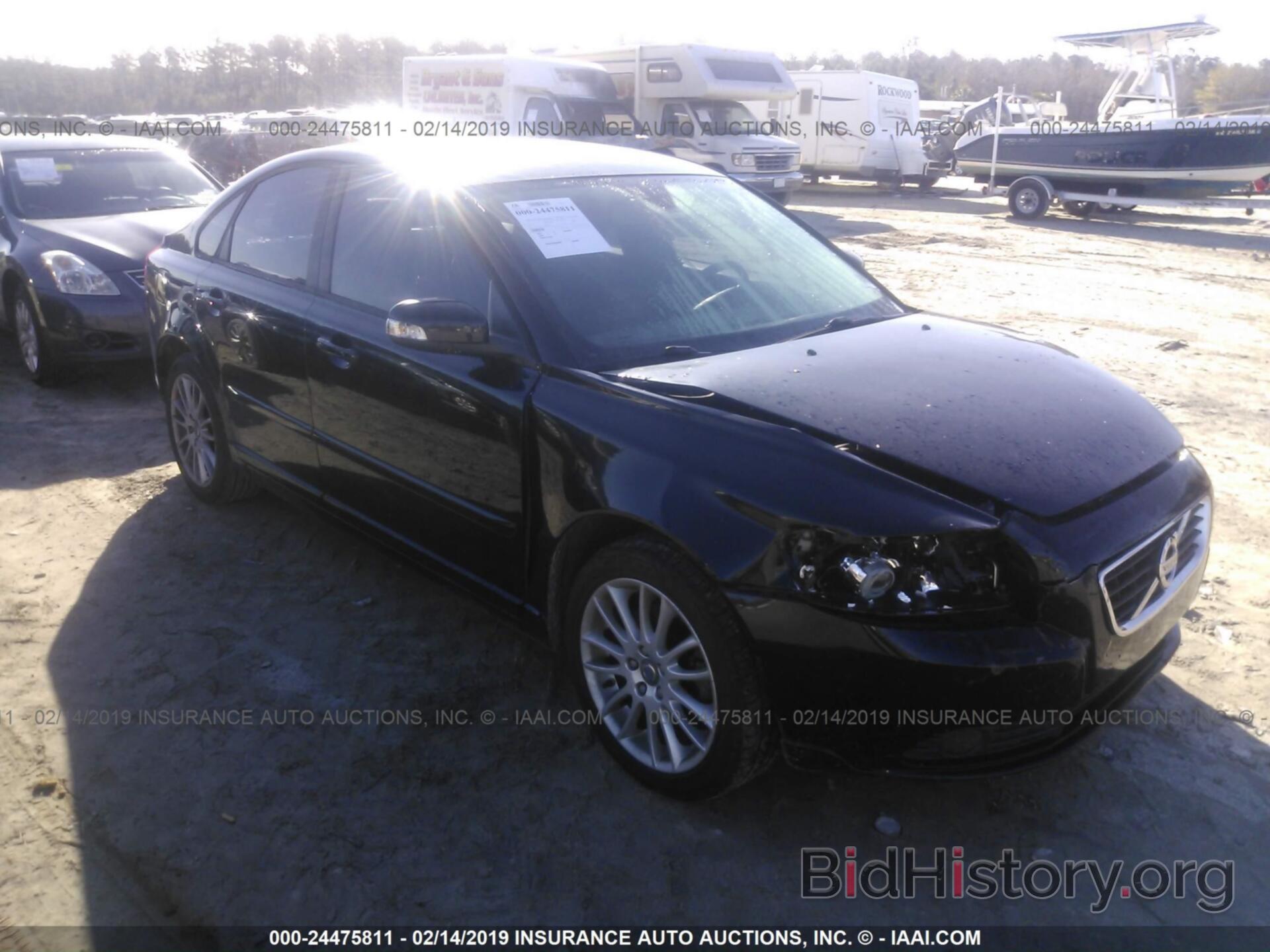 Photo YV1672MSXB2549154 - VOLVO S40 2011