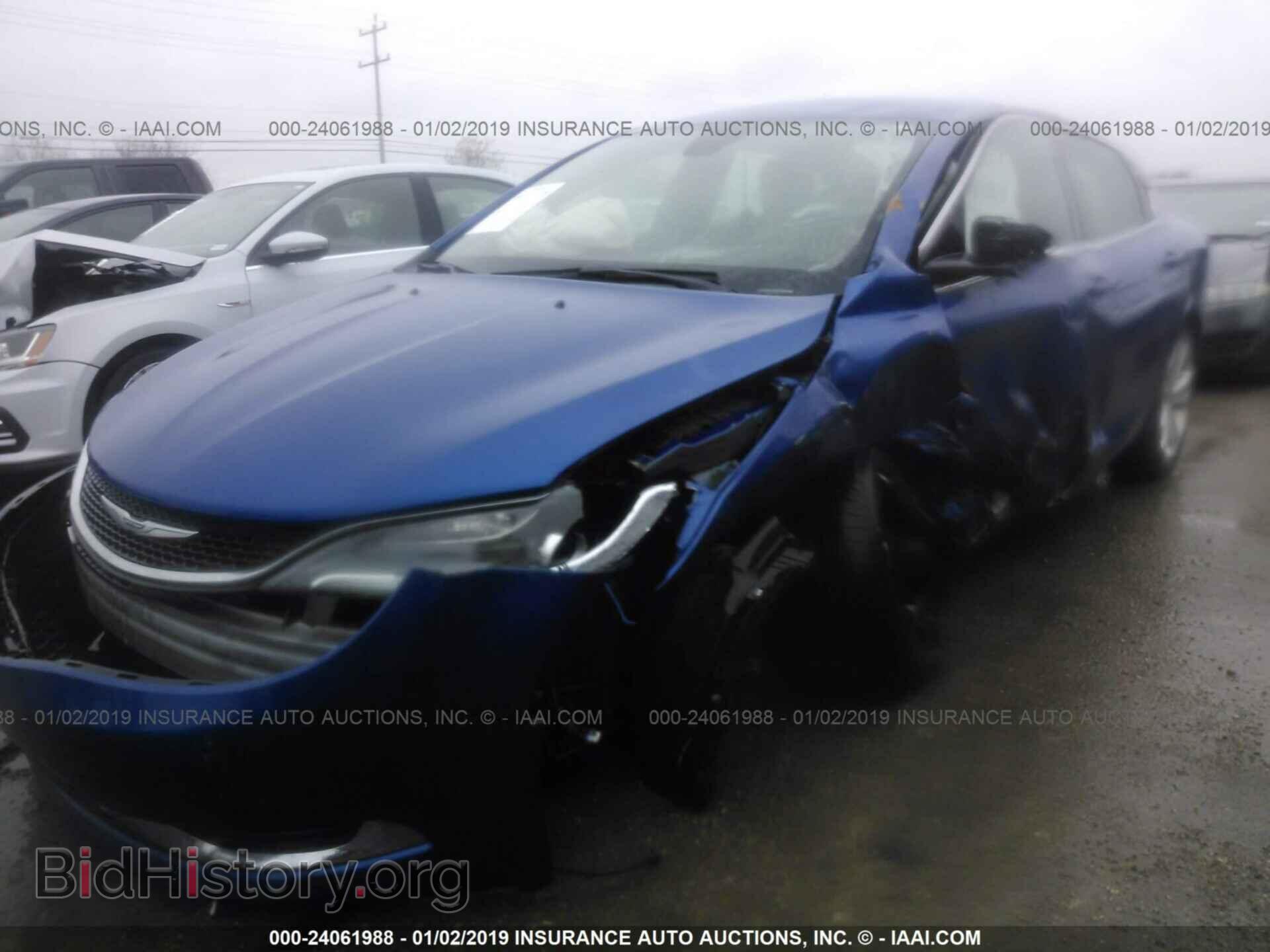 2016 CHRYSLER 200 - VIN: 1C3CCCAB7GN164045 - Фото 2