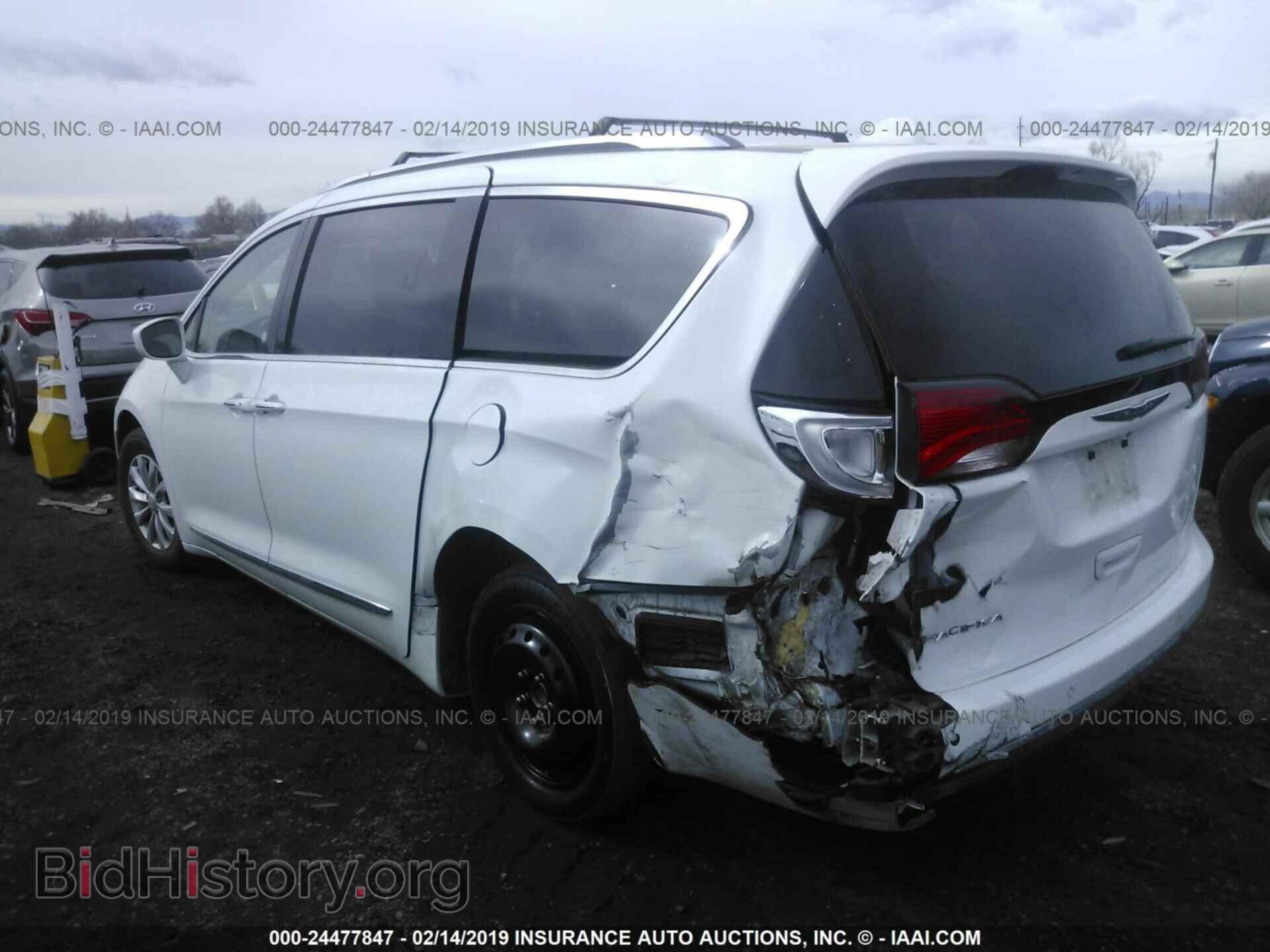 2018 CHRYSLER PACIFICA - VIN: 2C4RC1BG3JR120316 - Фото 3