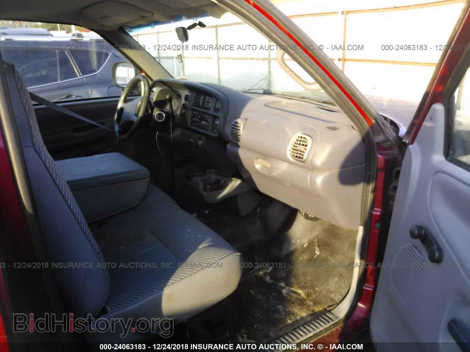 1998 DODGE RAM 1500 - VIN: 1B7HC16X2WS617143 - Фото 5